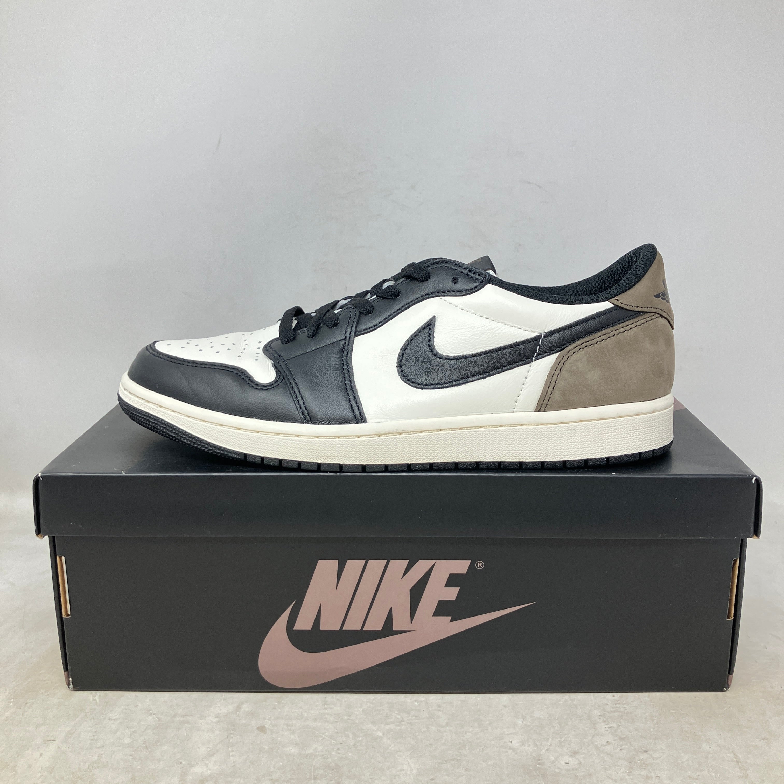 Jordan 1 Retro Low OG Mocha – Hidden Realm