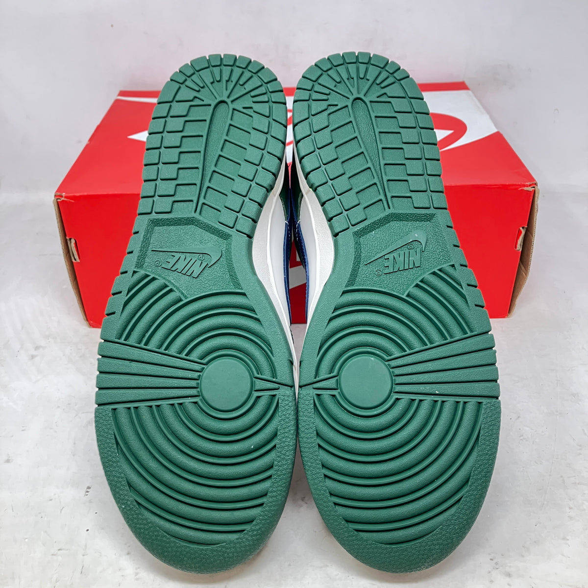 Nike Dunk Low Retro Gorge Green Midnight Navy (Women's)