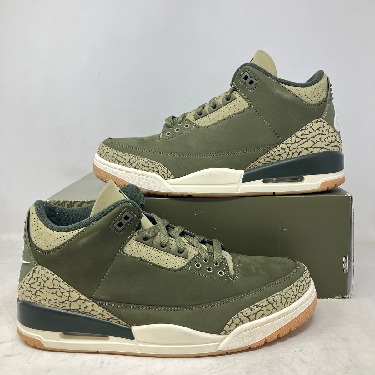 Jordan 3 Retro Family Affair