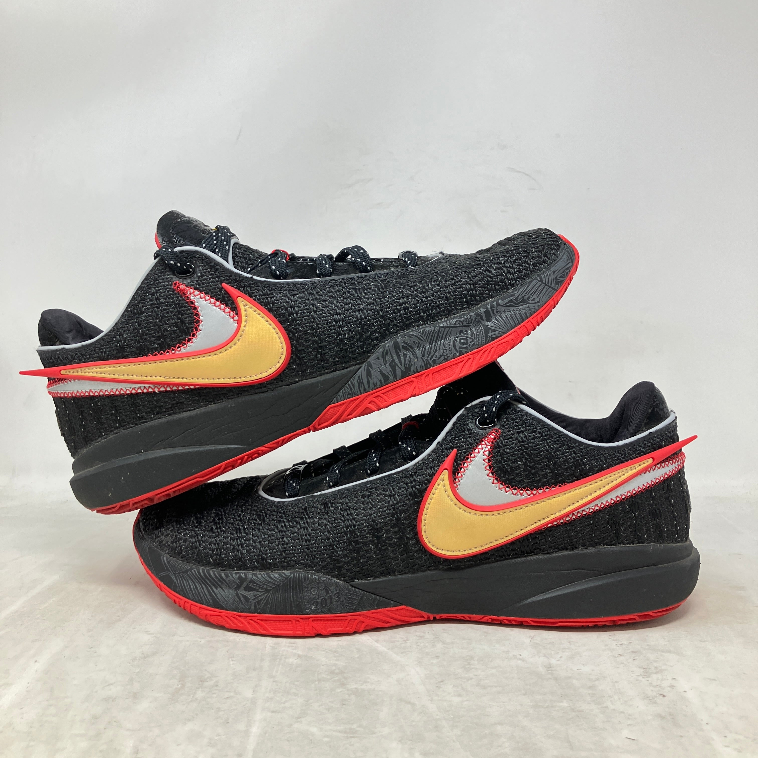 Nike LeBron 20 Miami Heat – Hidden Realm