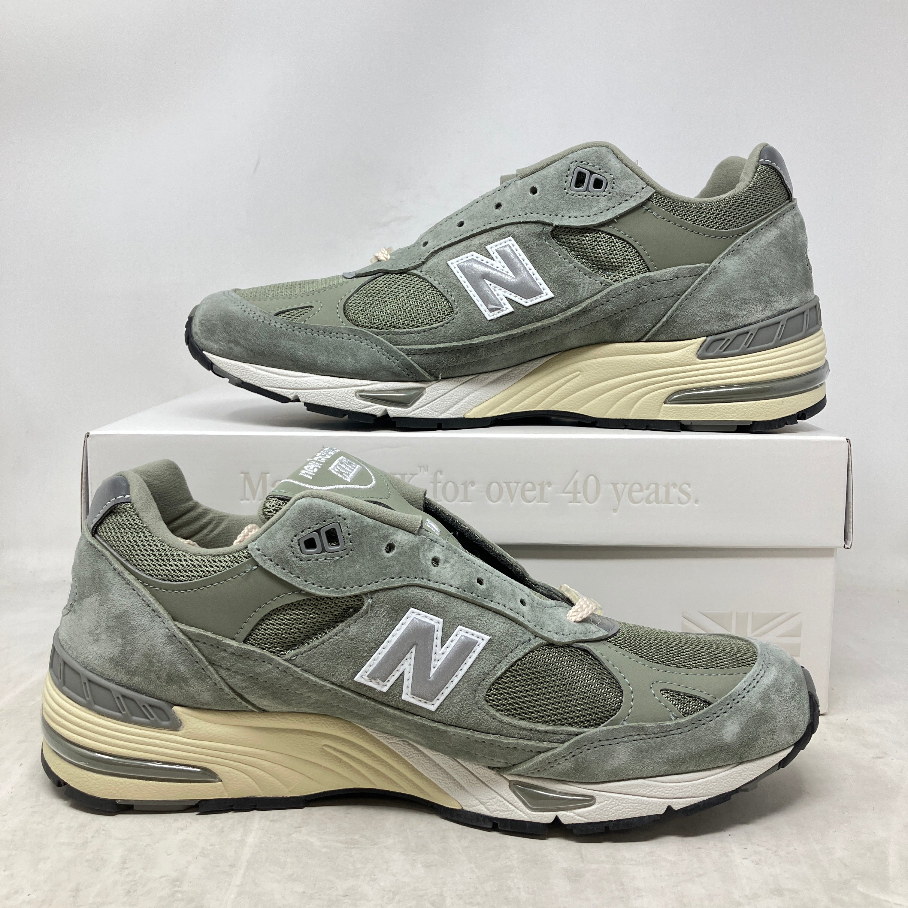 New Balance 991 MiUK Kith Vetiver
