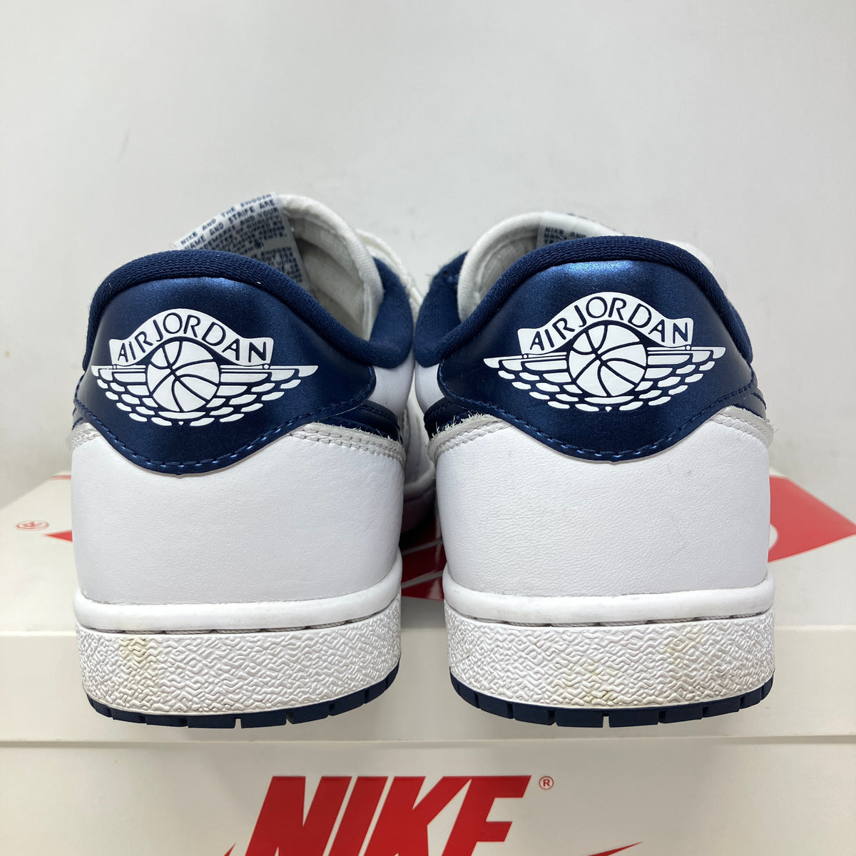 Jordan 1 Retro Low '85 Metallic Blue