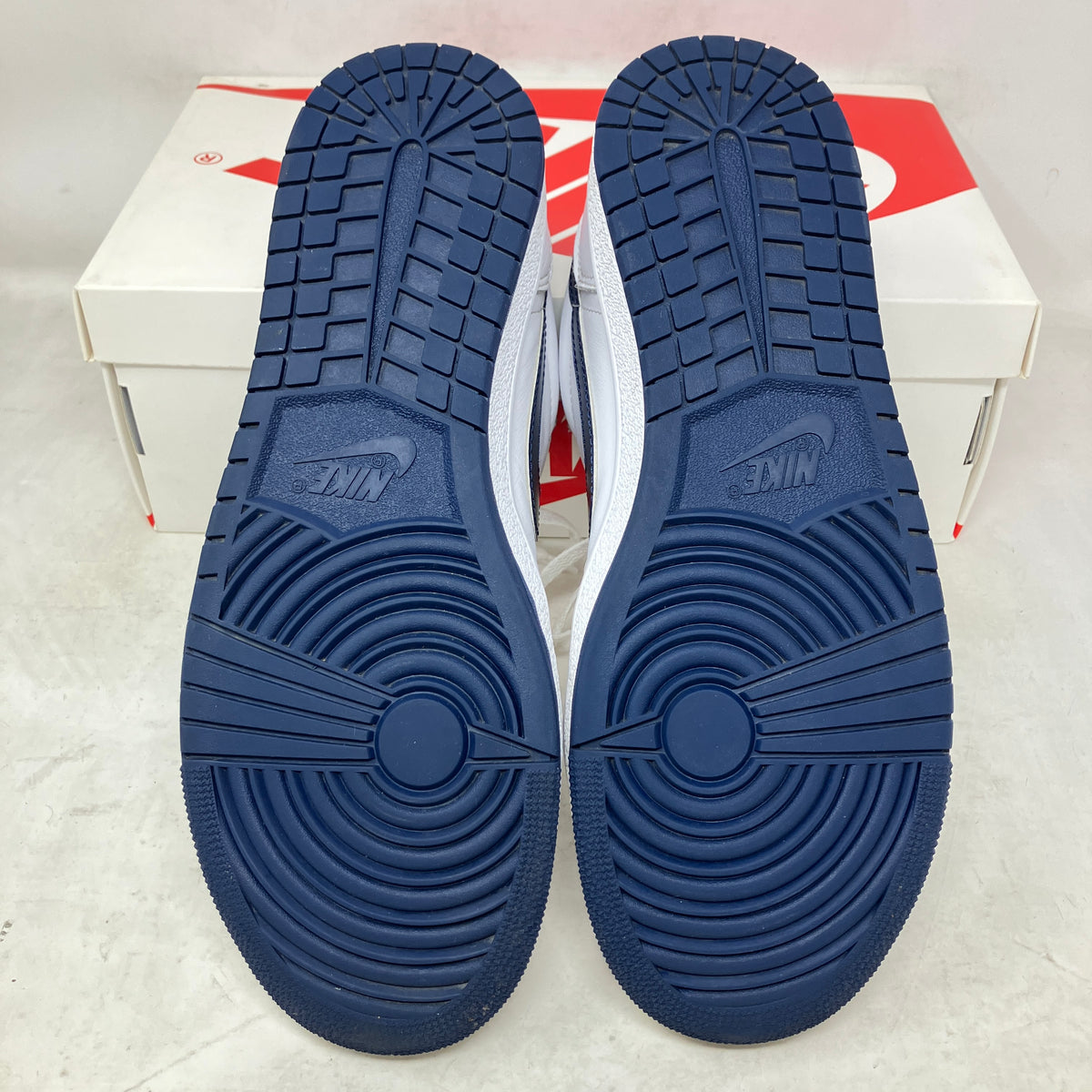 Jordan 1 Retro Low '85 Metallic Blue