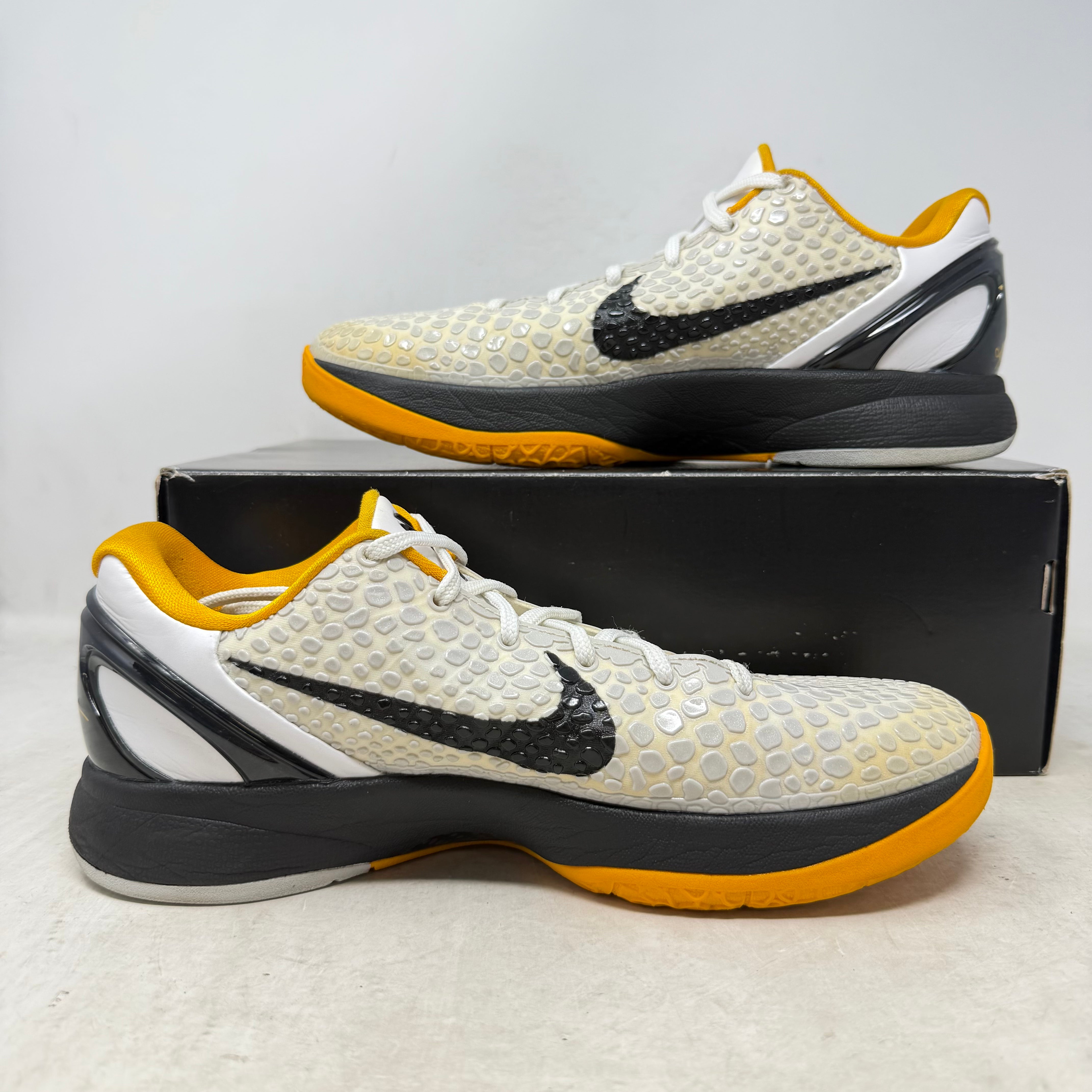 Kobe 6 Protro Playoff Pack White Del Sol
