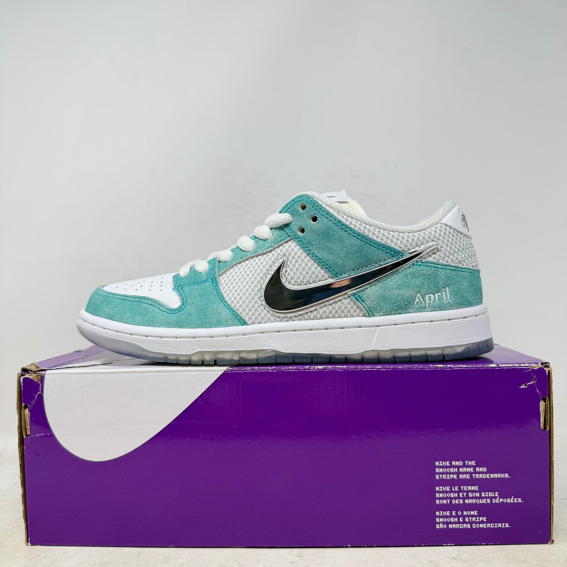 Nike SB Dunk Low April Skateboards – Hidden Realm