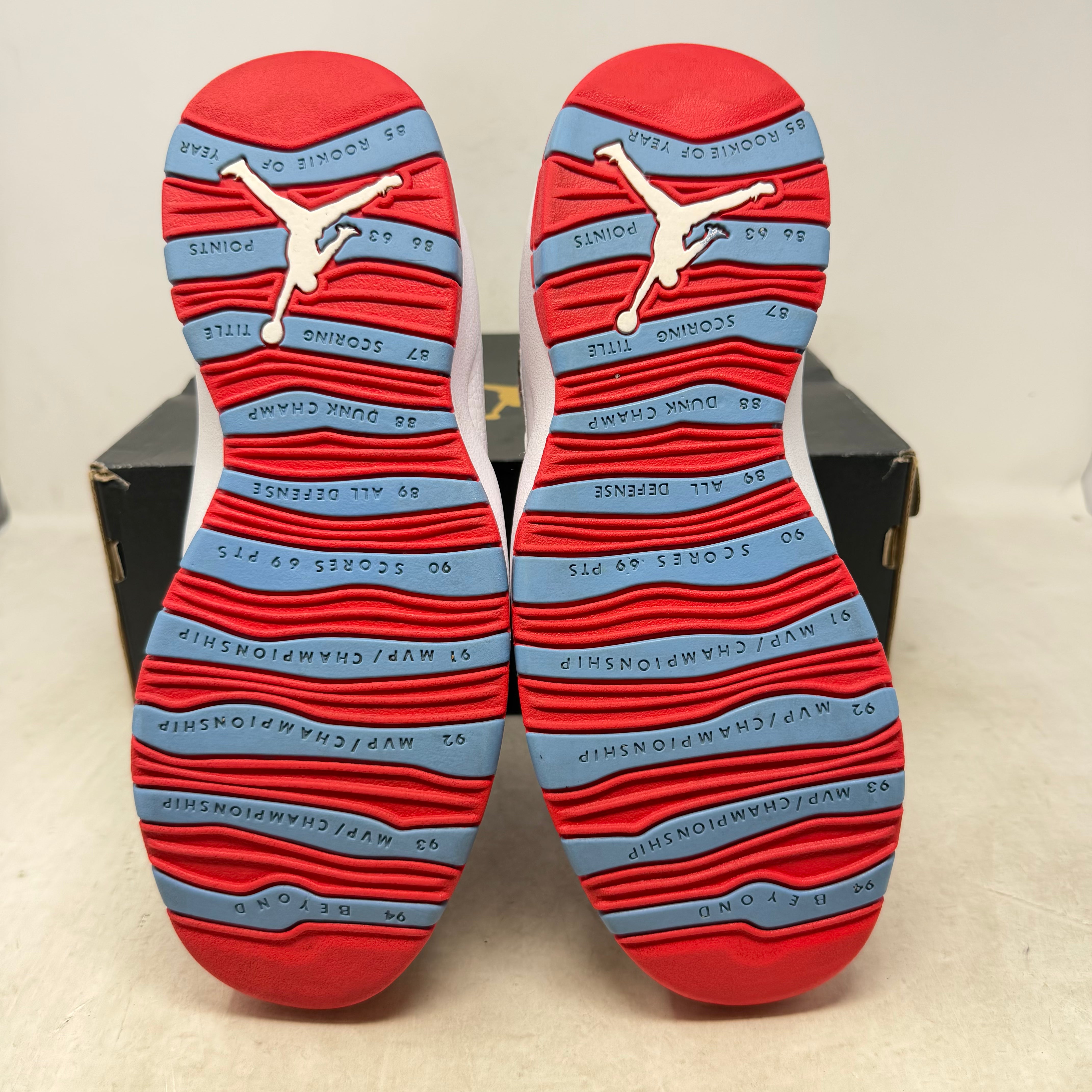 Jordan 10 Retro Chicago Flag