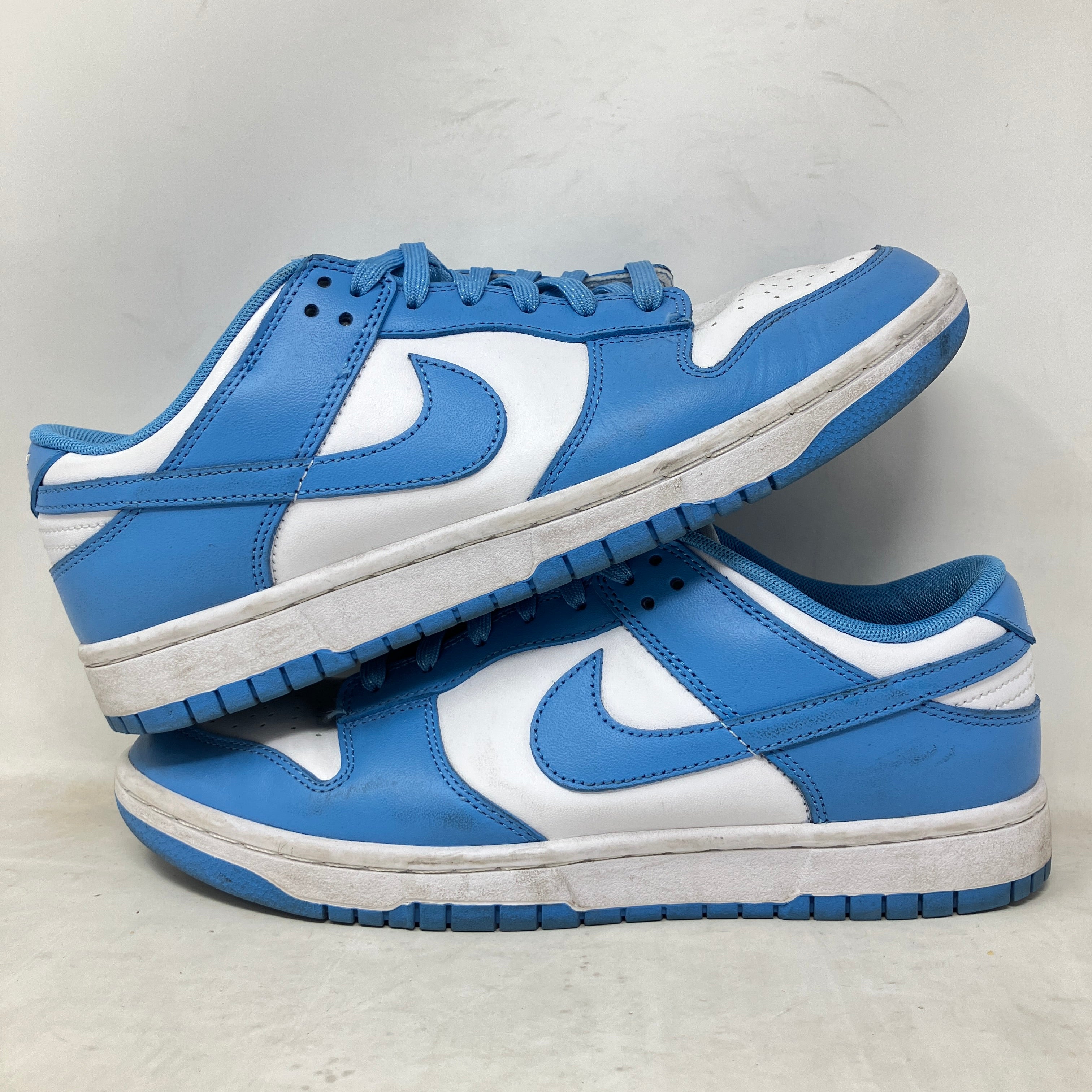 Nike Dunk Low UNC (2021)