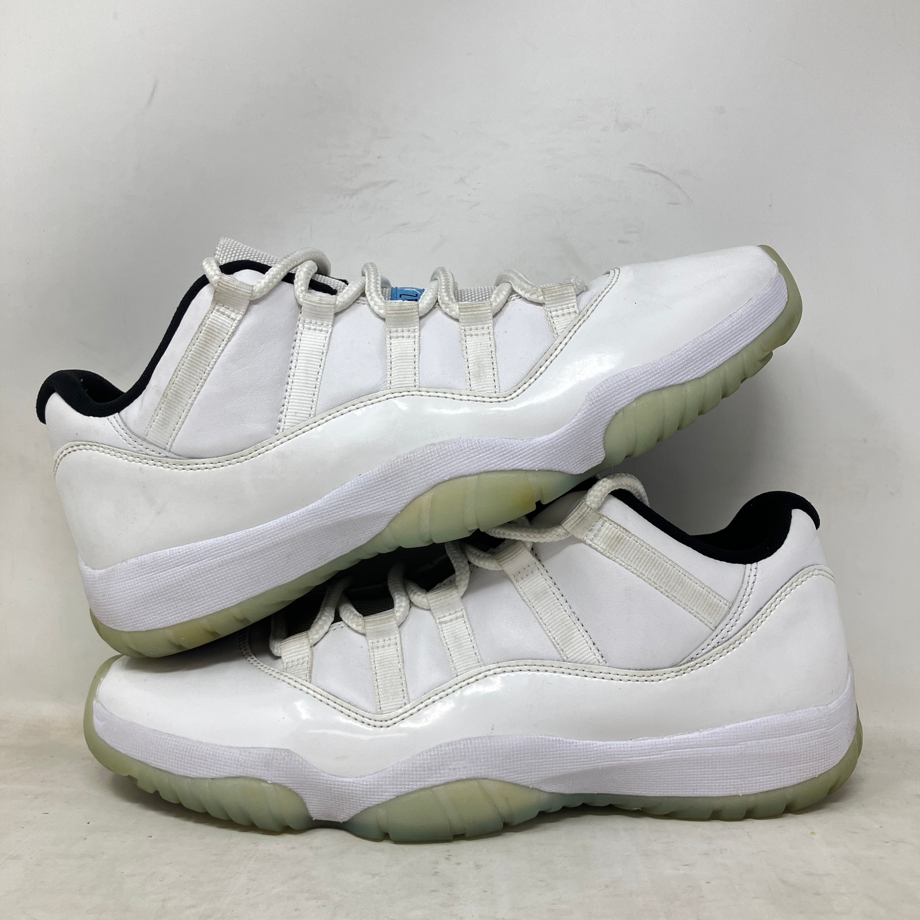 Jordan 11 Retro Low Legend Blue