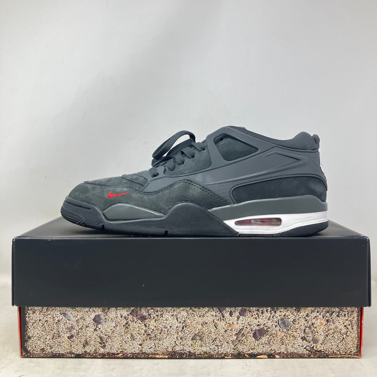 Jordan 4 RM SP Nigel Sylvester Driveway Grey