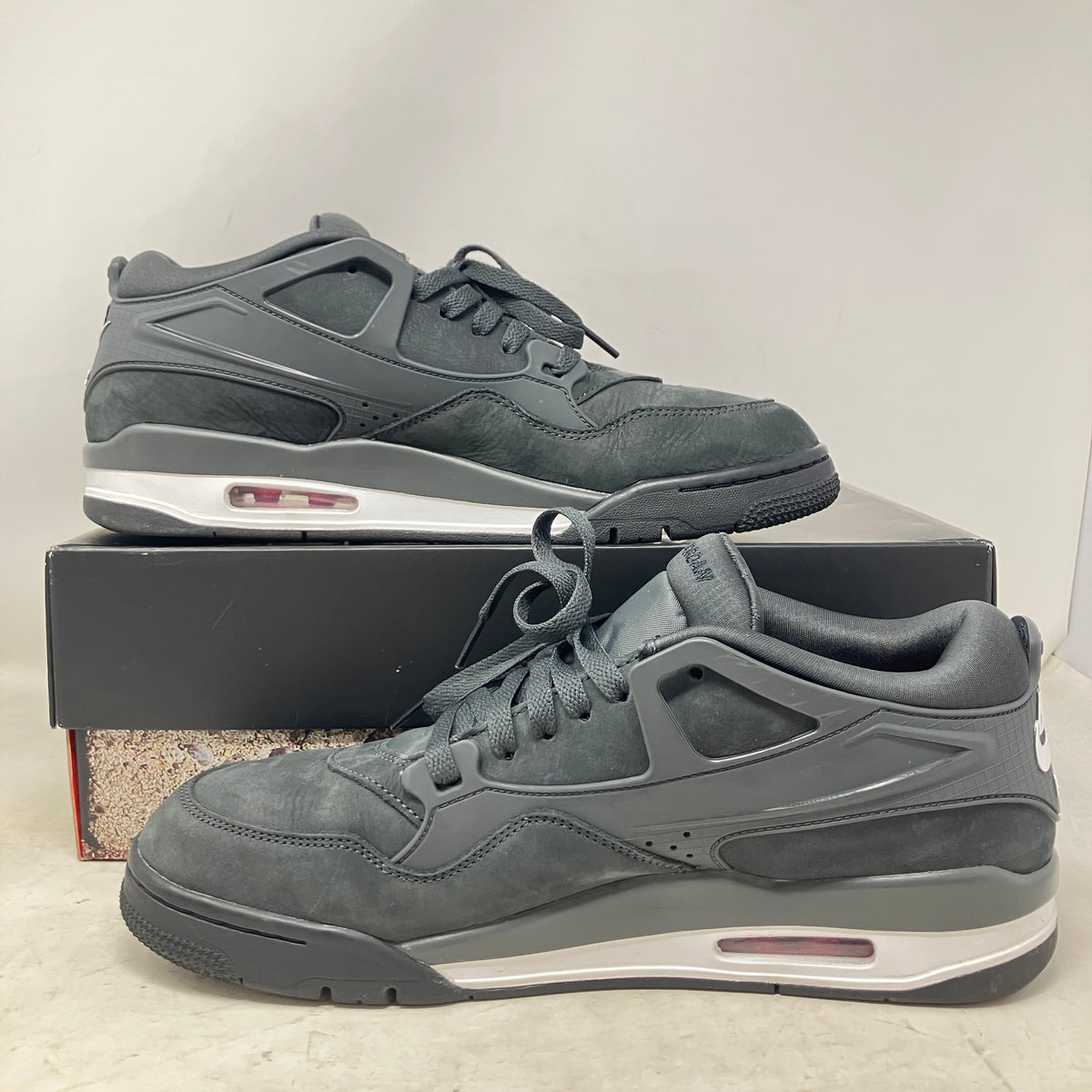 Jordan 4 RM SP Nigel Sylvester Driveway Grey