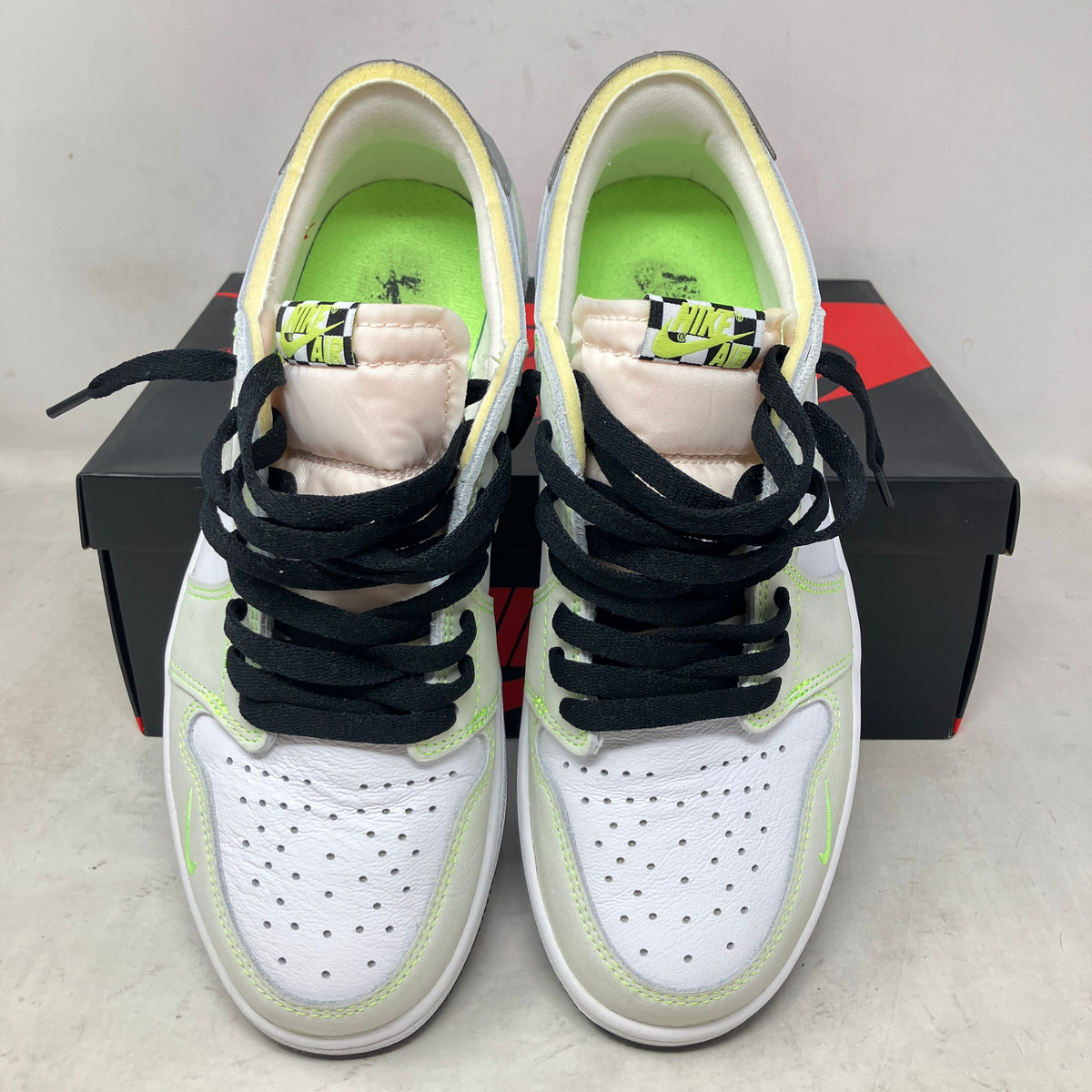 Jordan 1 Retro Low White Ghost Green Black