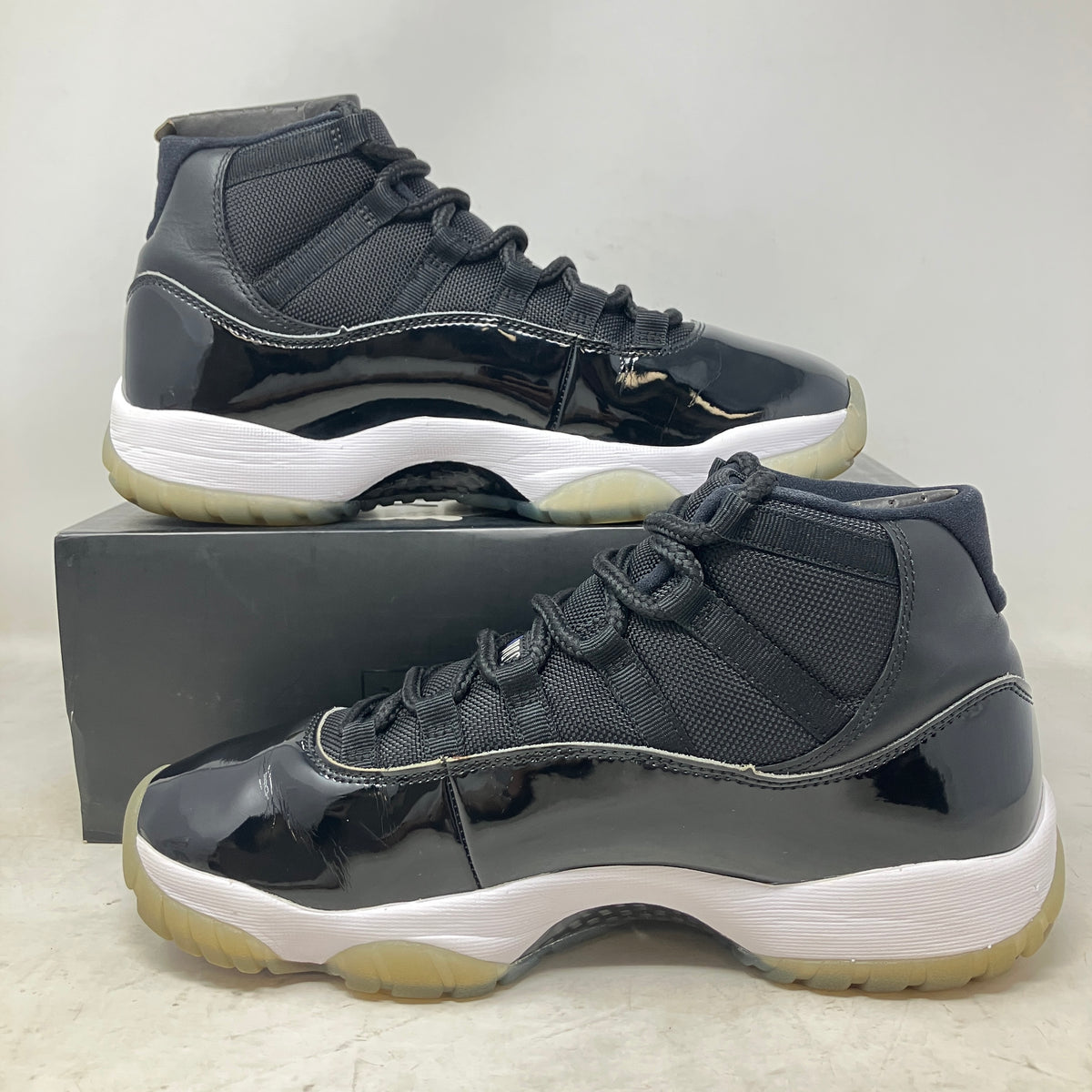 Jordan 11 Retro Space Jam (2016)