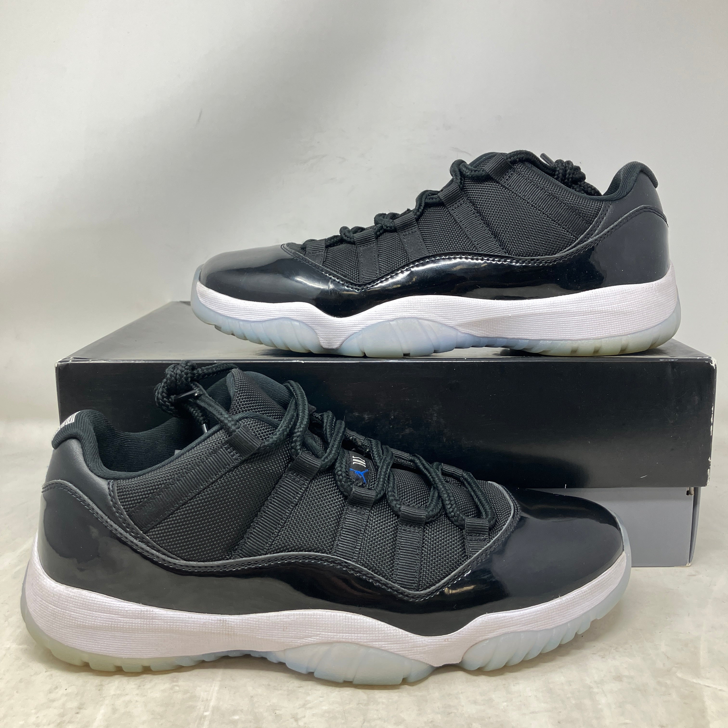 Jordan 11 Retro Low Space Jam
