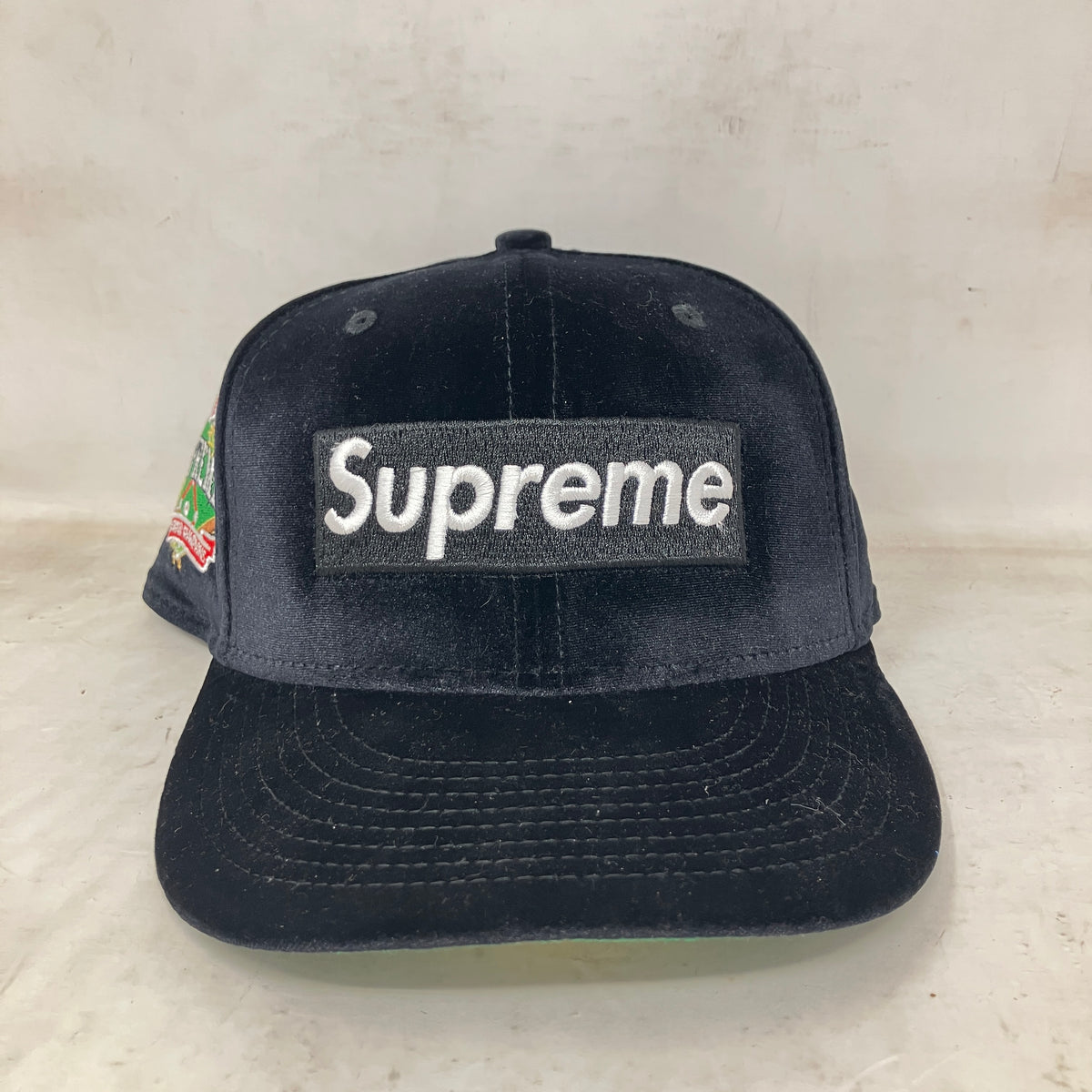 Supreme Box Logo Velvet Black Hat