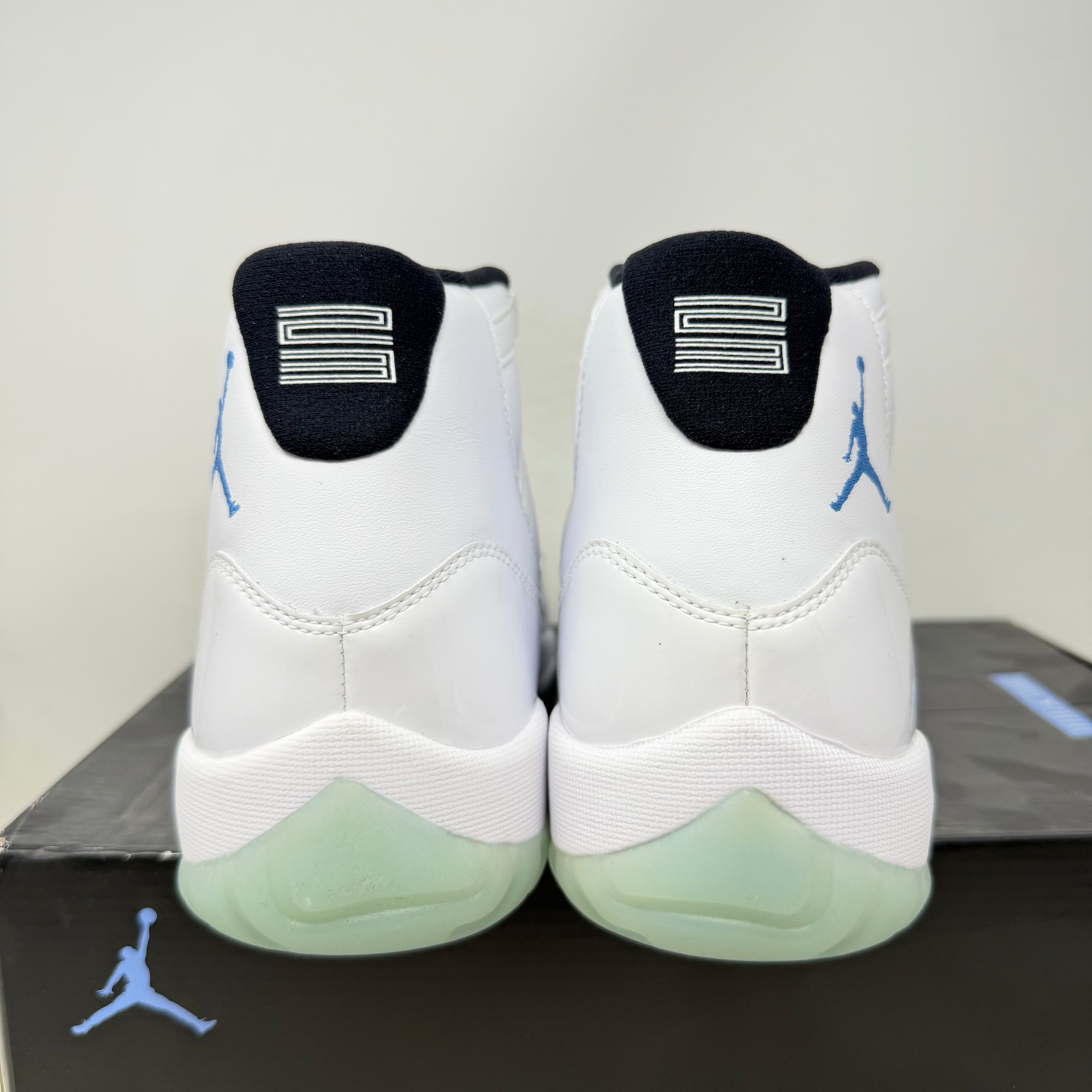 Jordan 11 Retro Legend Blue (2014)