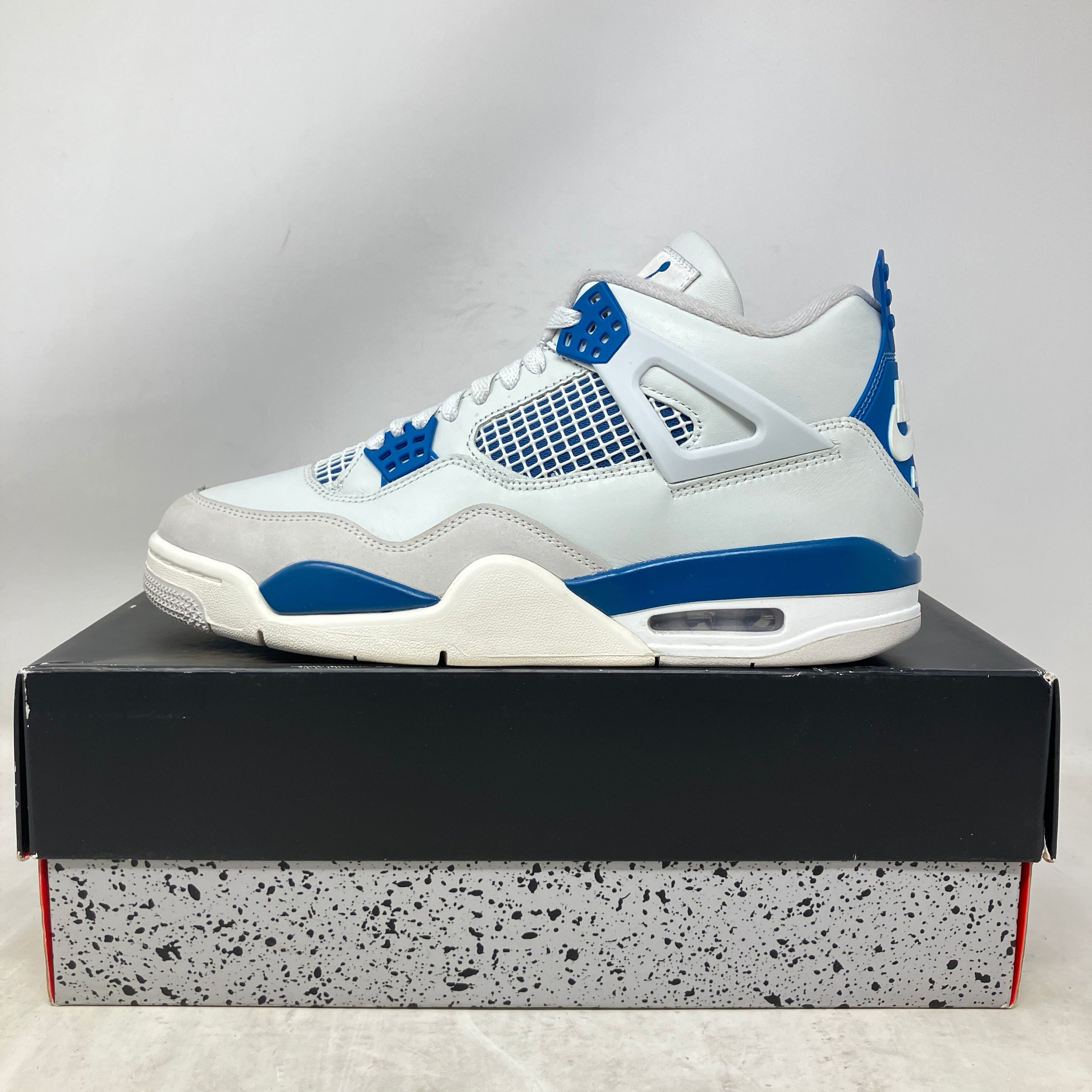 Jordan 4 Retro Military Blue (2024)