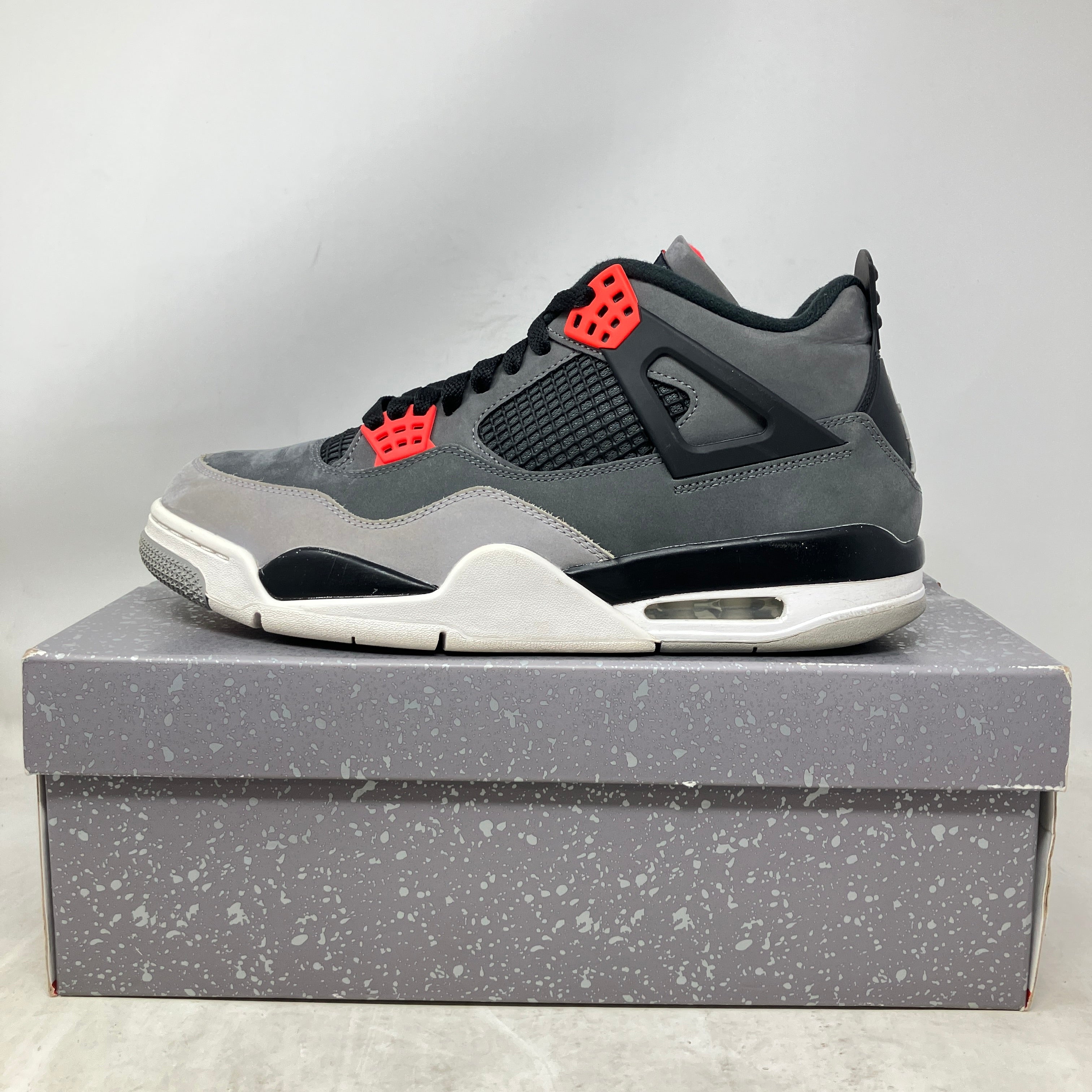 Jordan 4 Retro Infrared