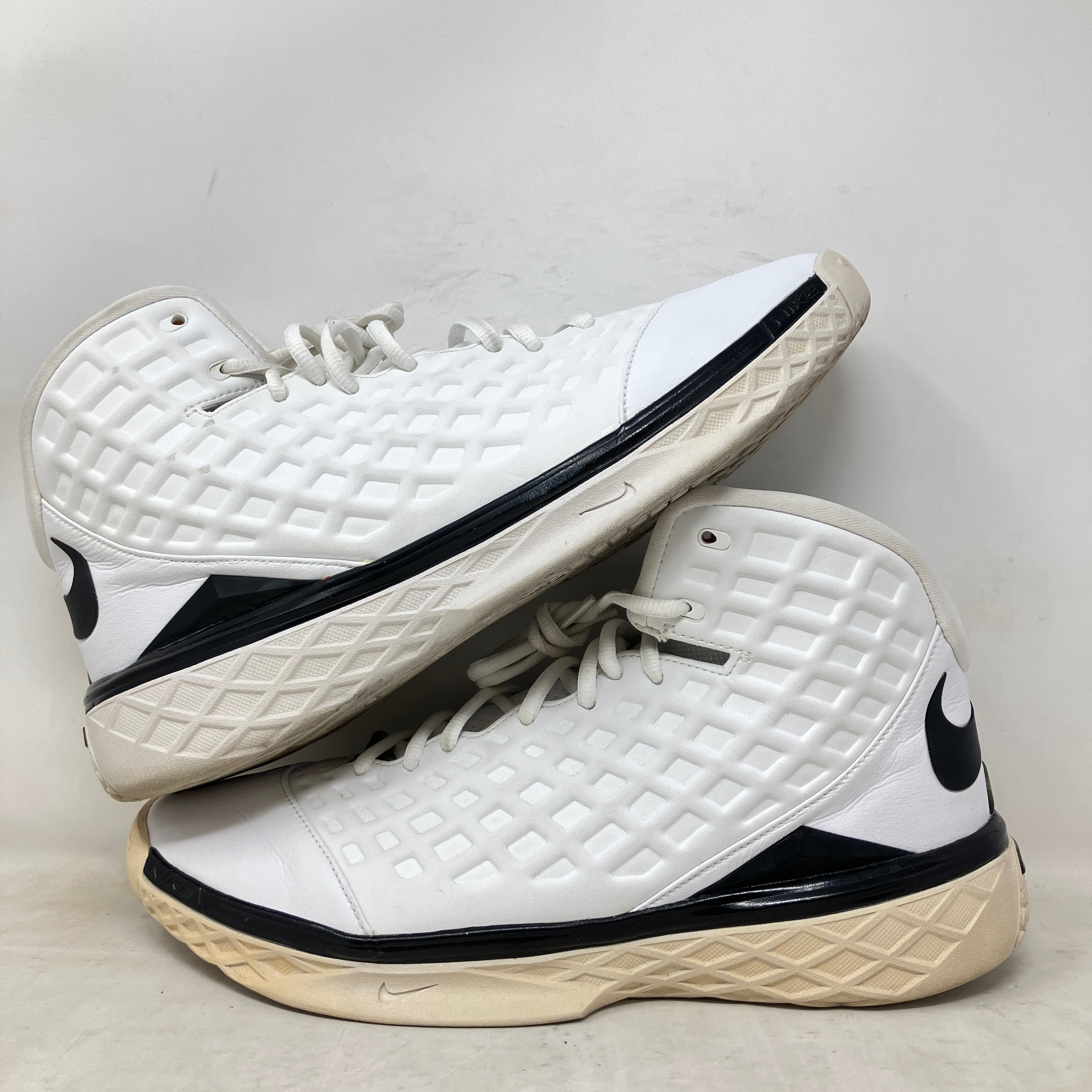 Nike Kobe 3 SL White Black