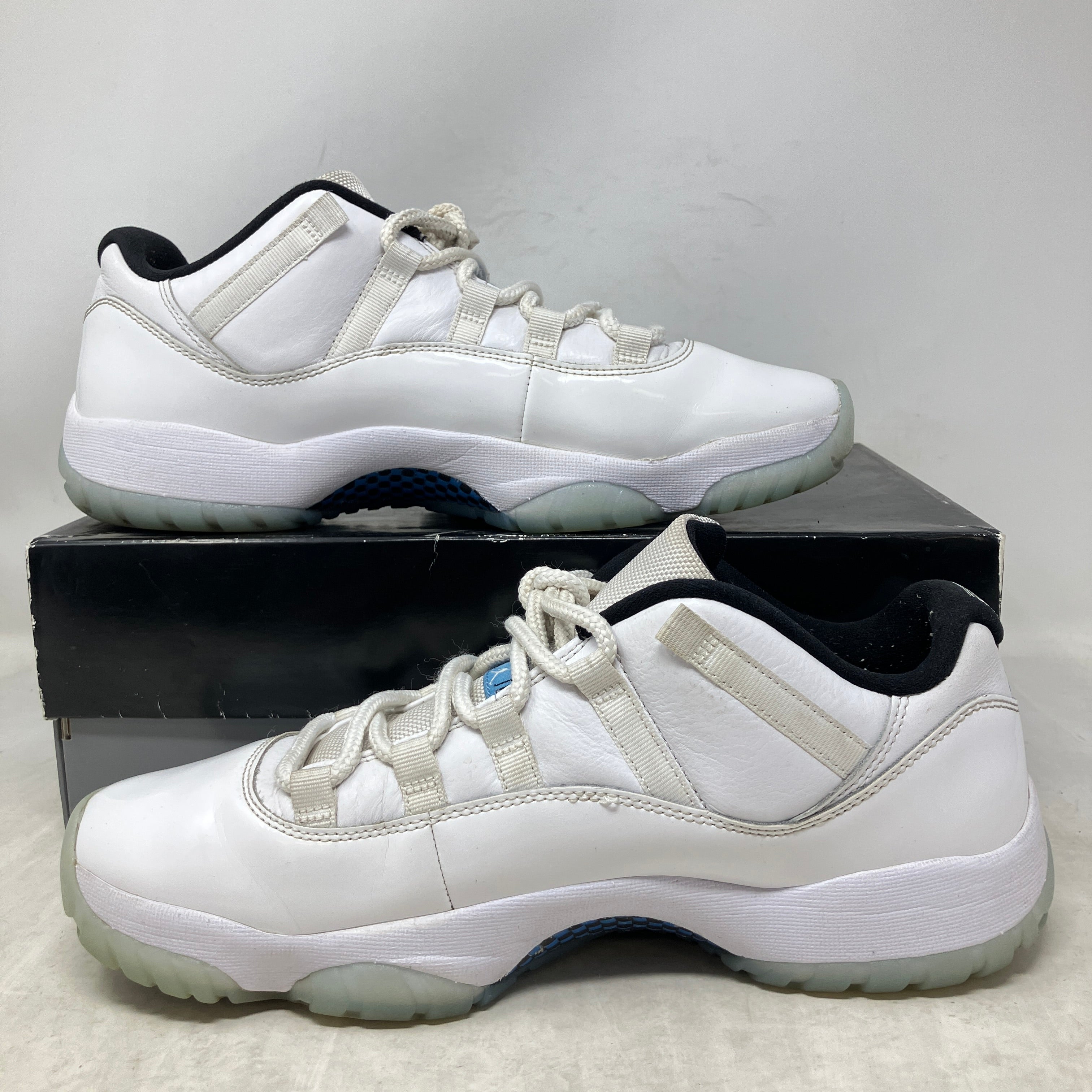 Jordan 11 Retro Low Legend Blue