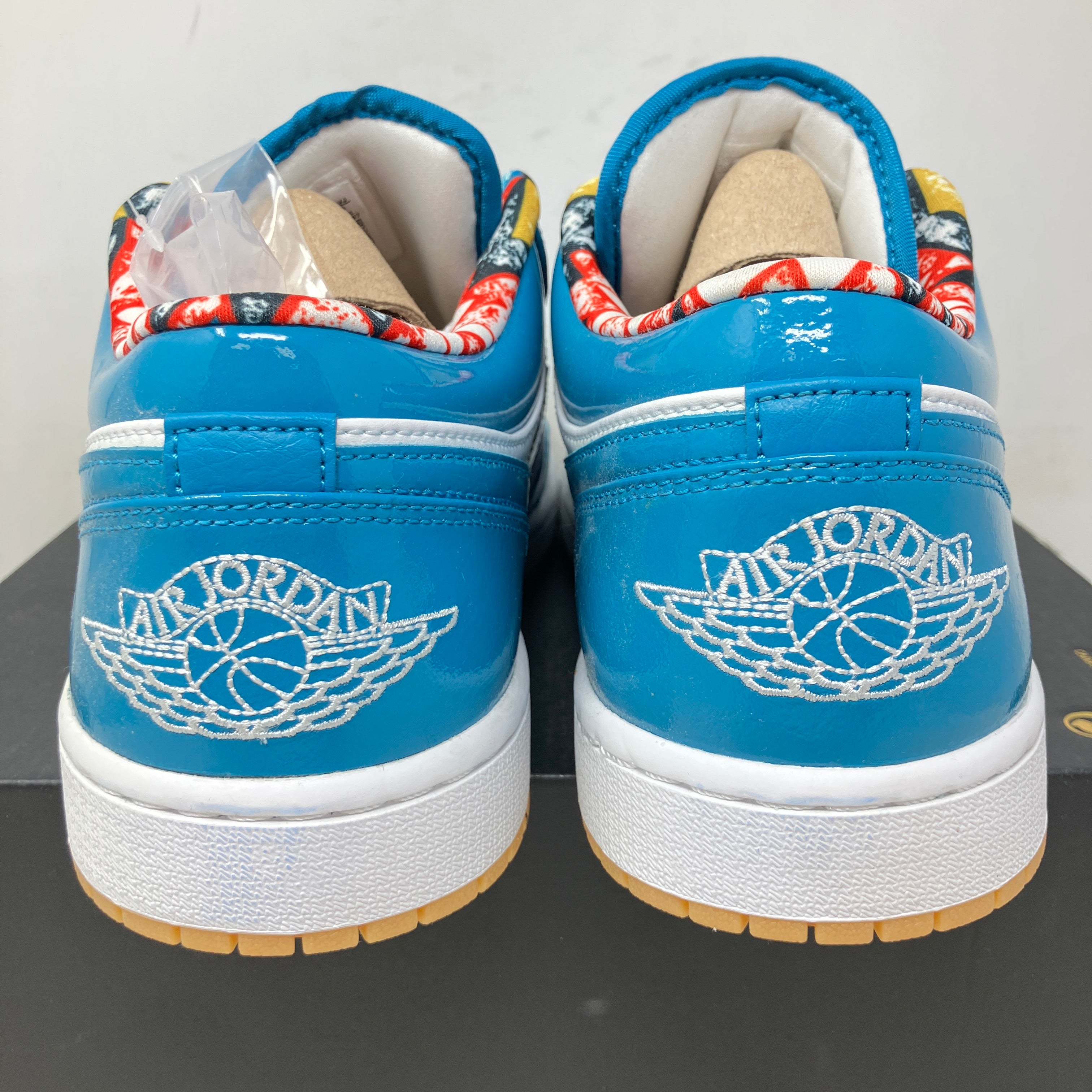 Jordan 1 Low SE Barcelona Cyber Teal