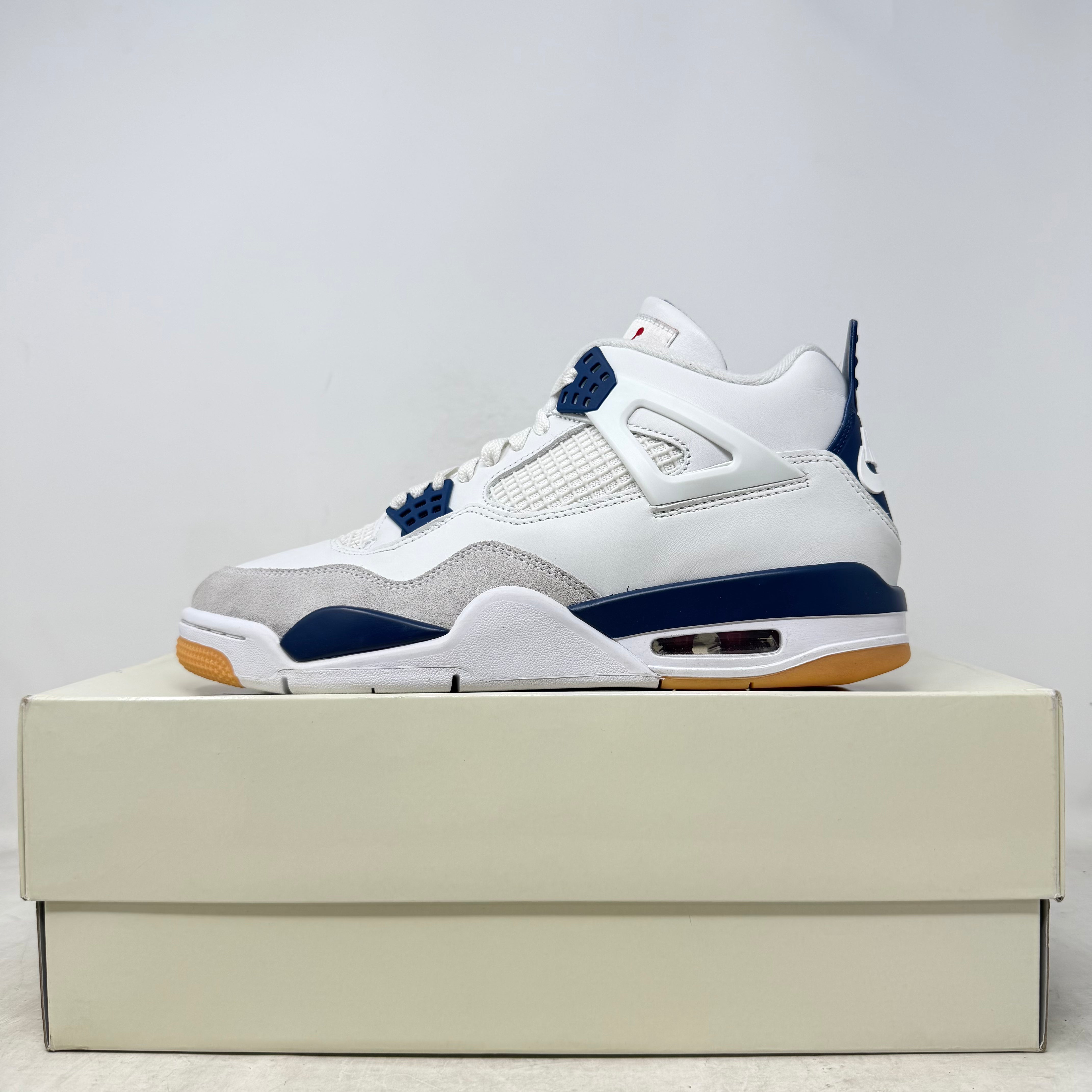 Jordan 4 Retro SB Navy