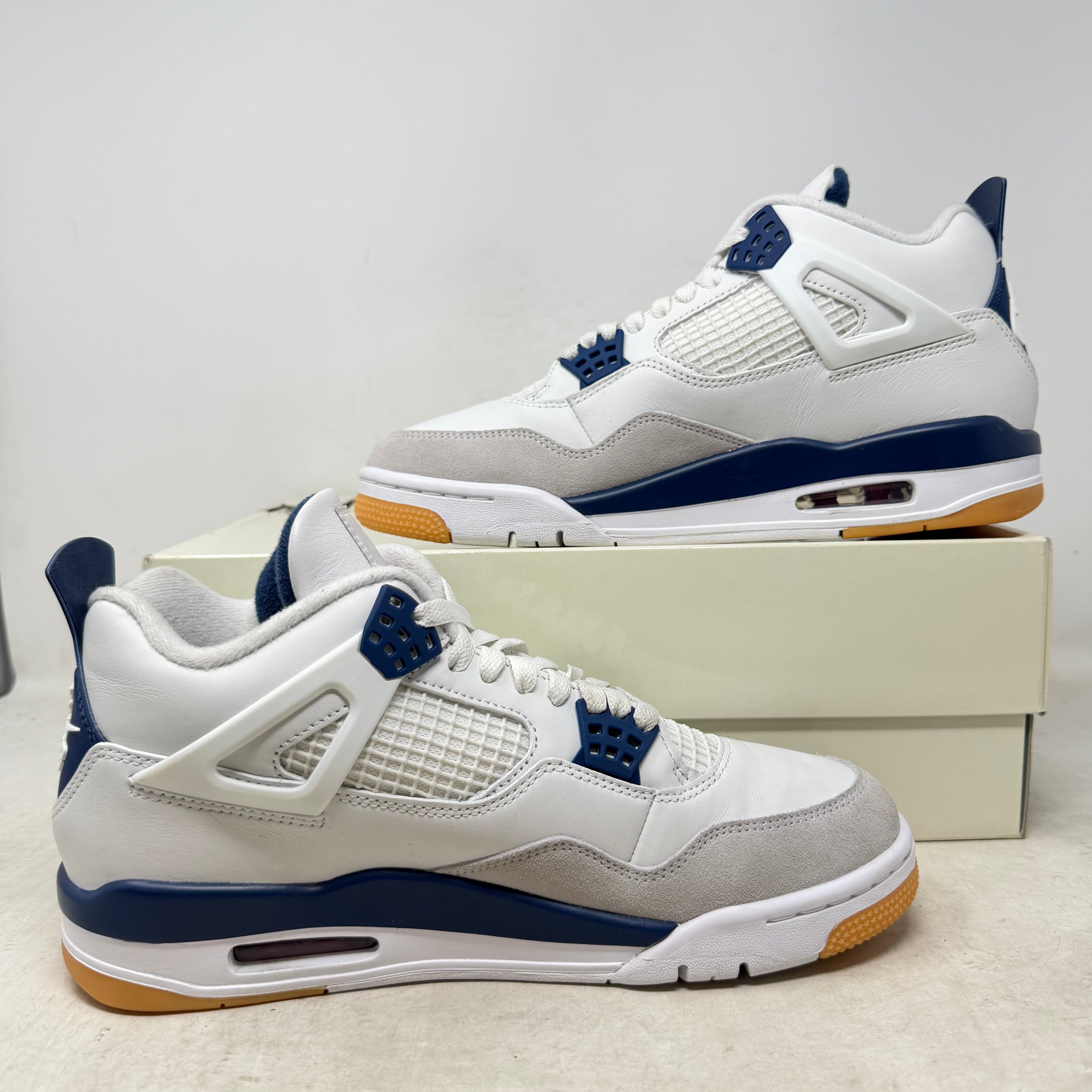 Jordan 4 Retro SB Navy