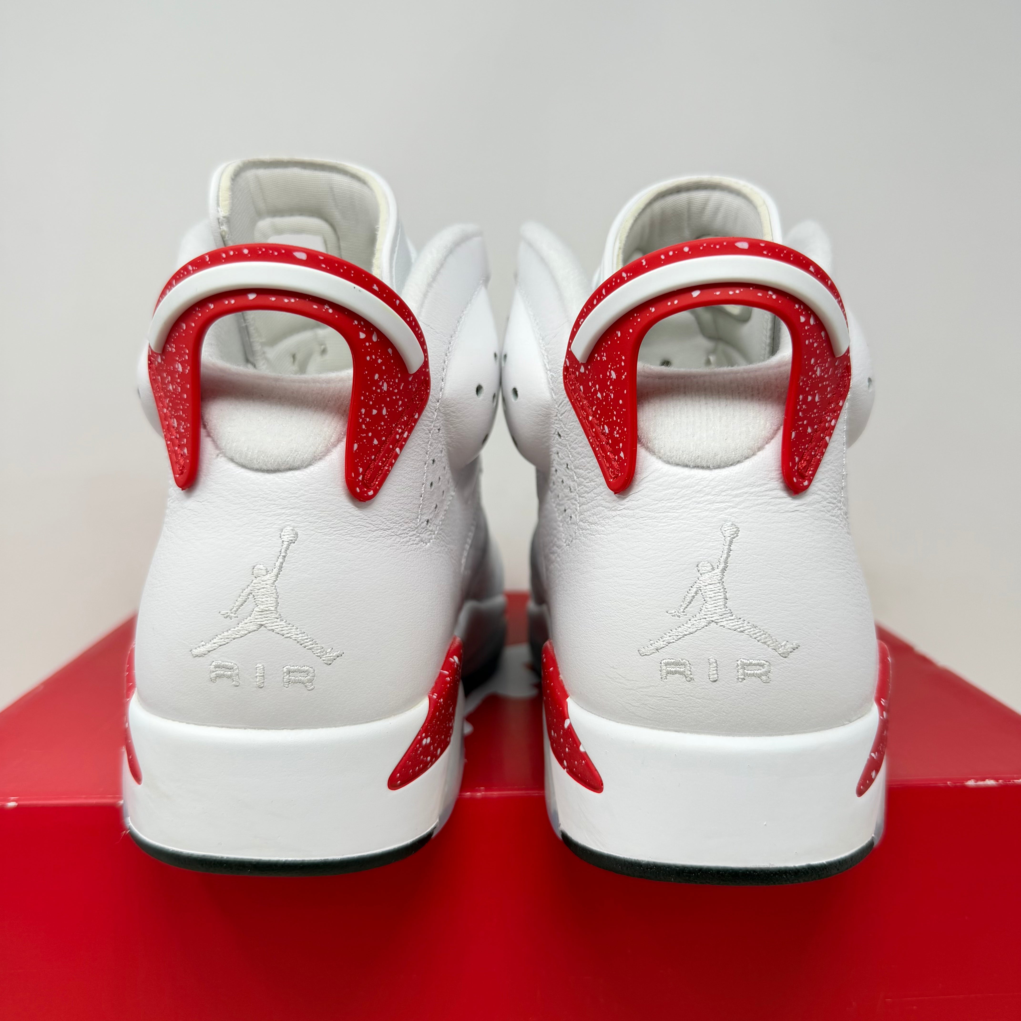 Jordan 6 Retro Red Oreo