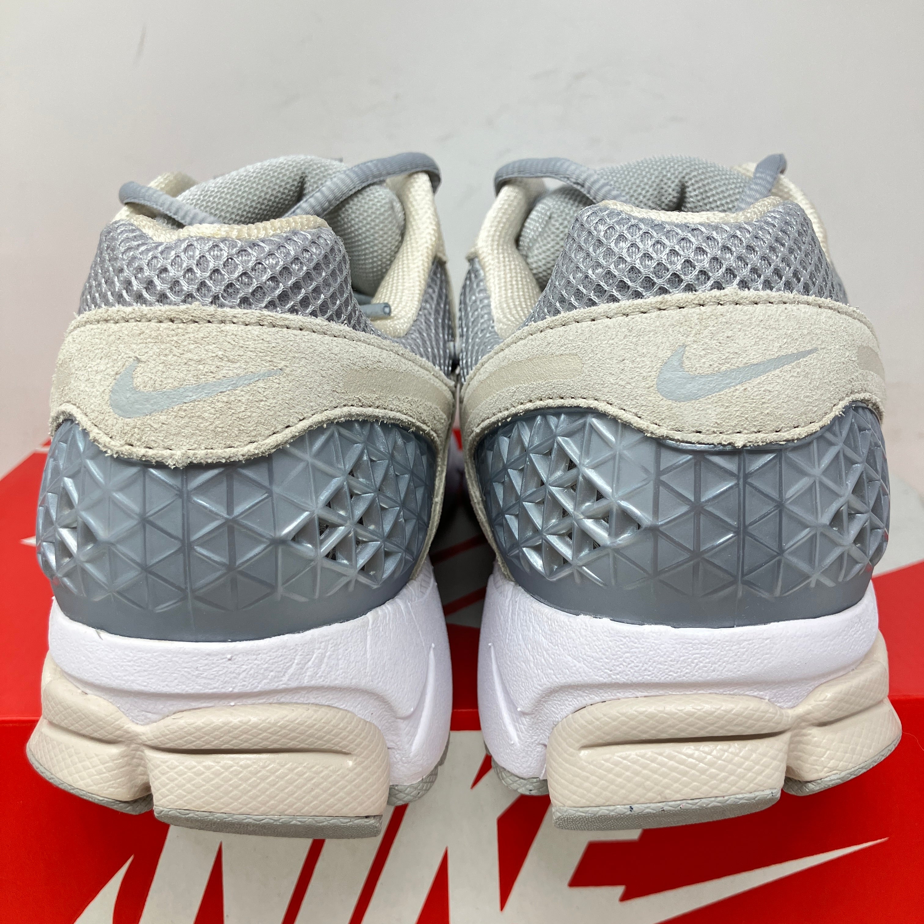 Nike Zoom Vomero 5 Light Orewood Brown Light Smoke Grey