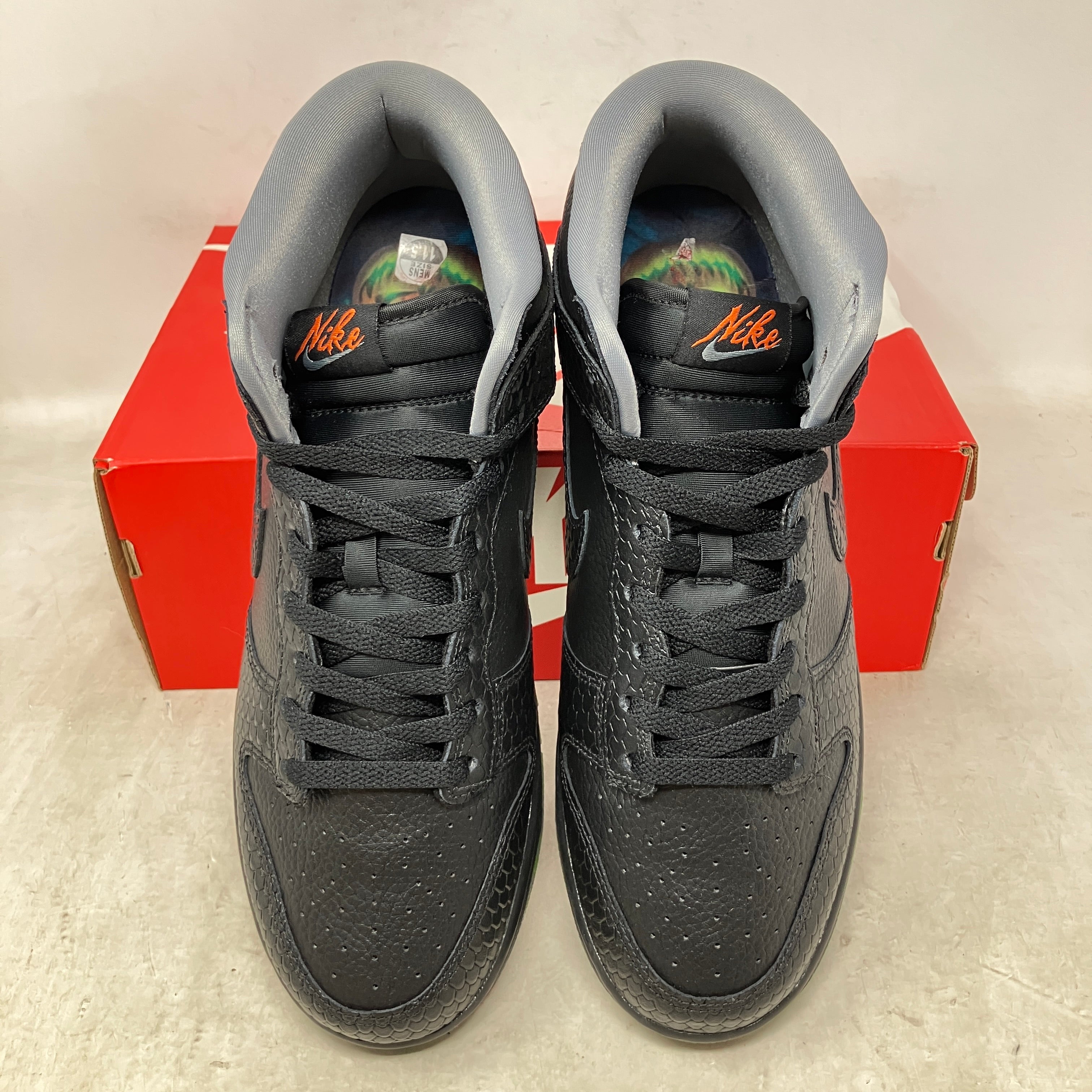 Nike Dunk Mid Premium Halloween Headless Horseman