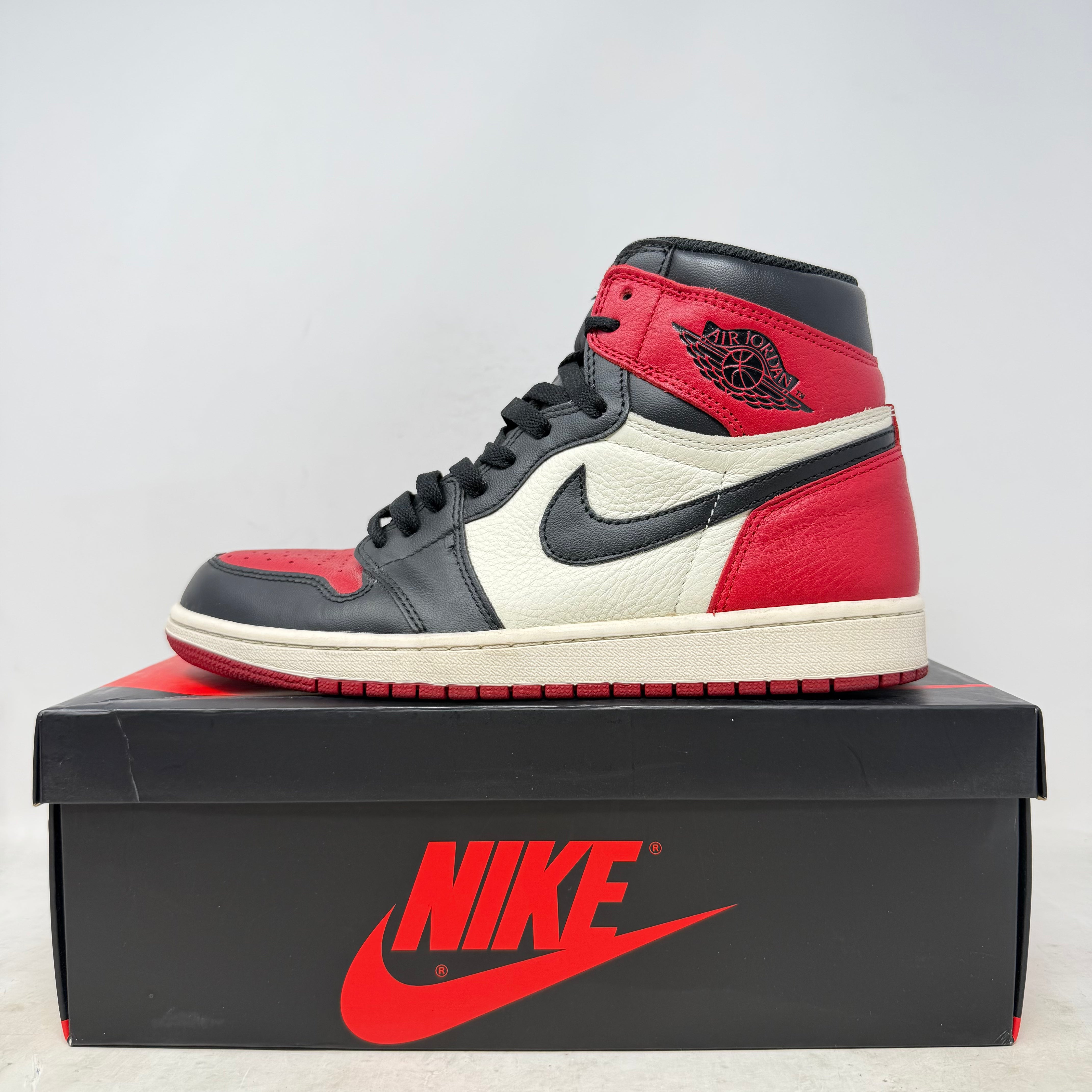 Jordan 1 Retro High Bred Toe
