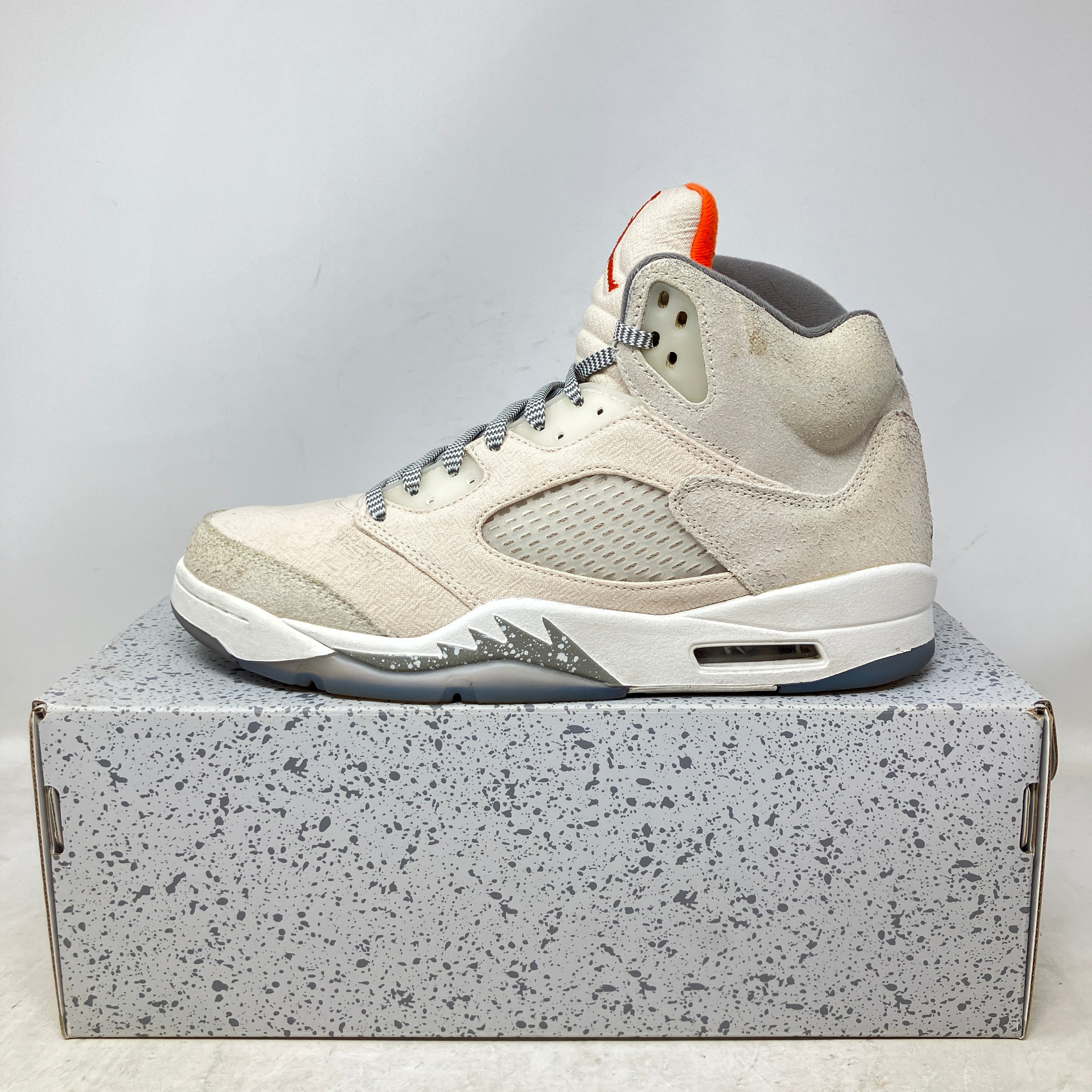 Jordan 5 Retro SE Craft Light Orewood Brown