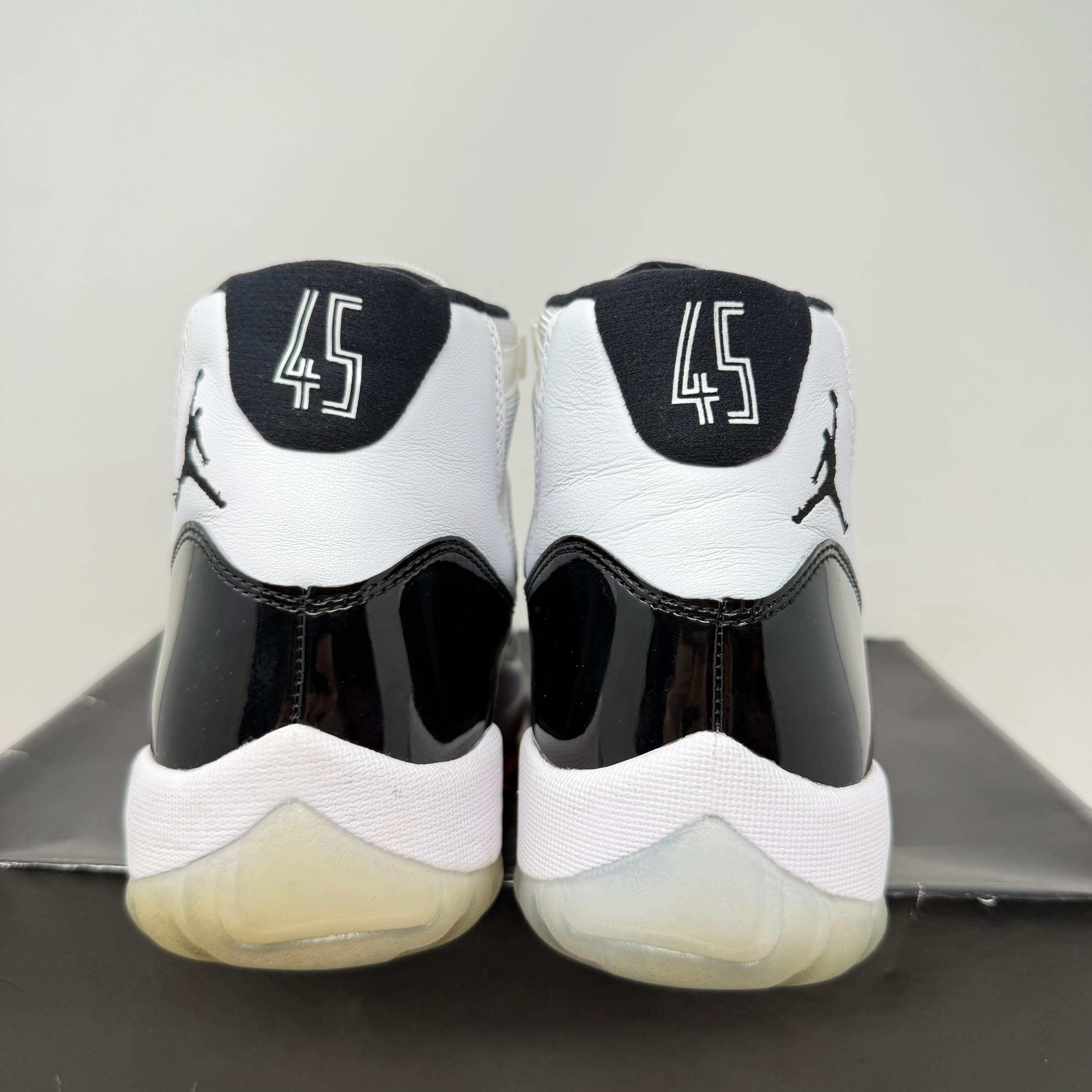 Jordan 11 Retro Concord (2018)