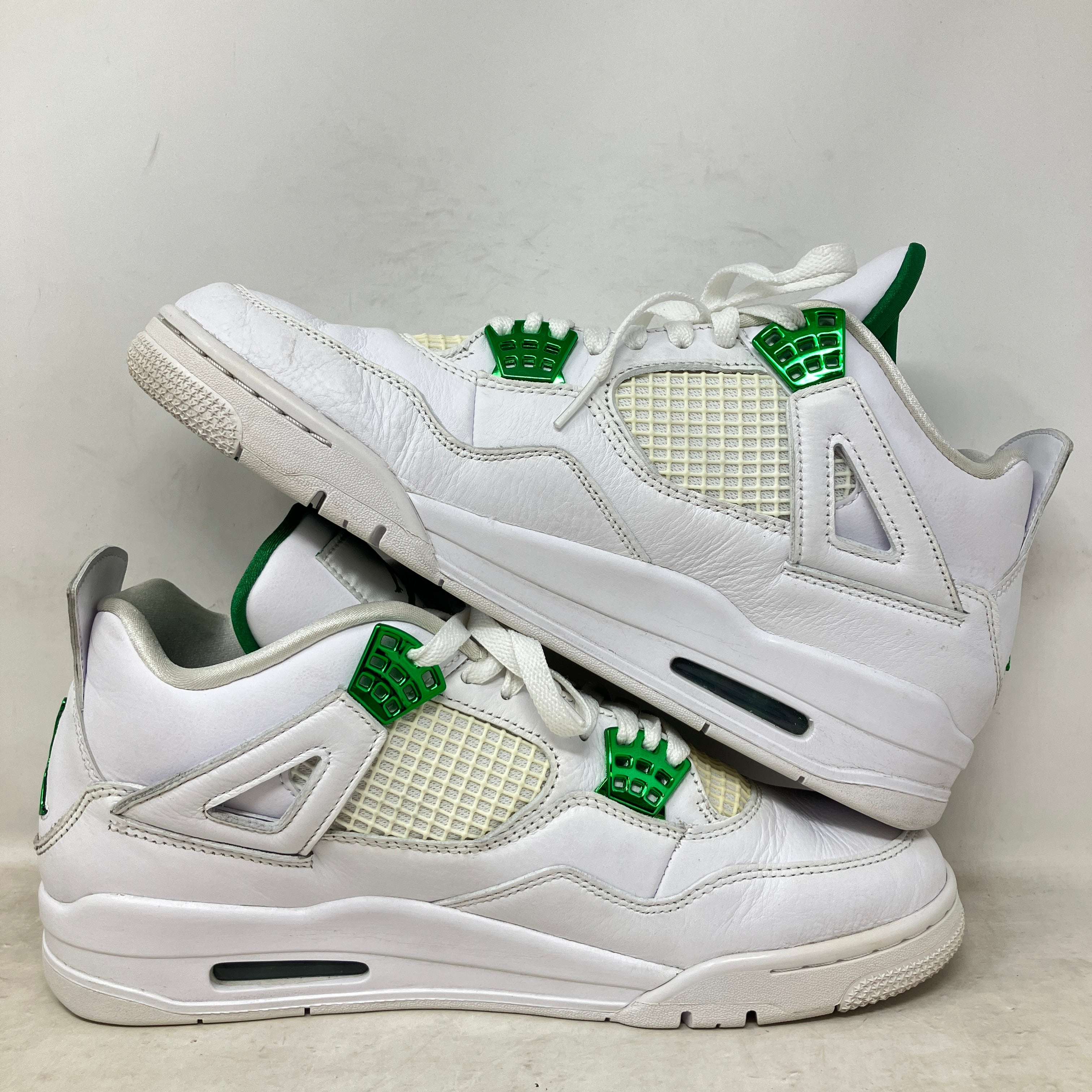Jordan 4 Retro Metallic Green