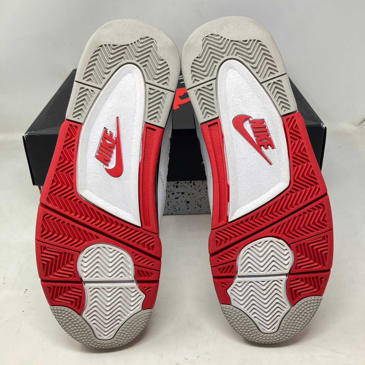 Jordan 4 Retro Fire Red (2020)