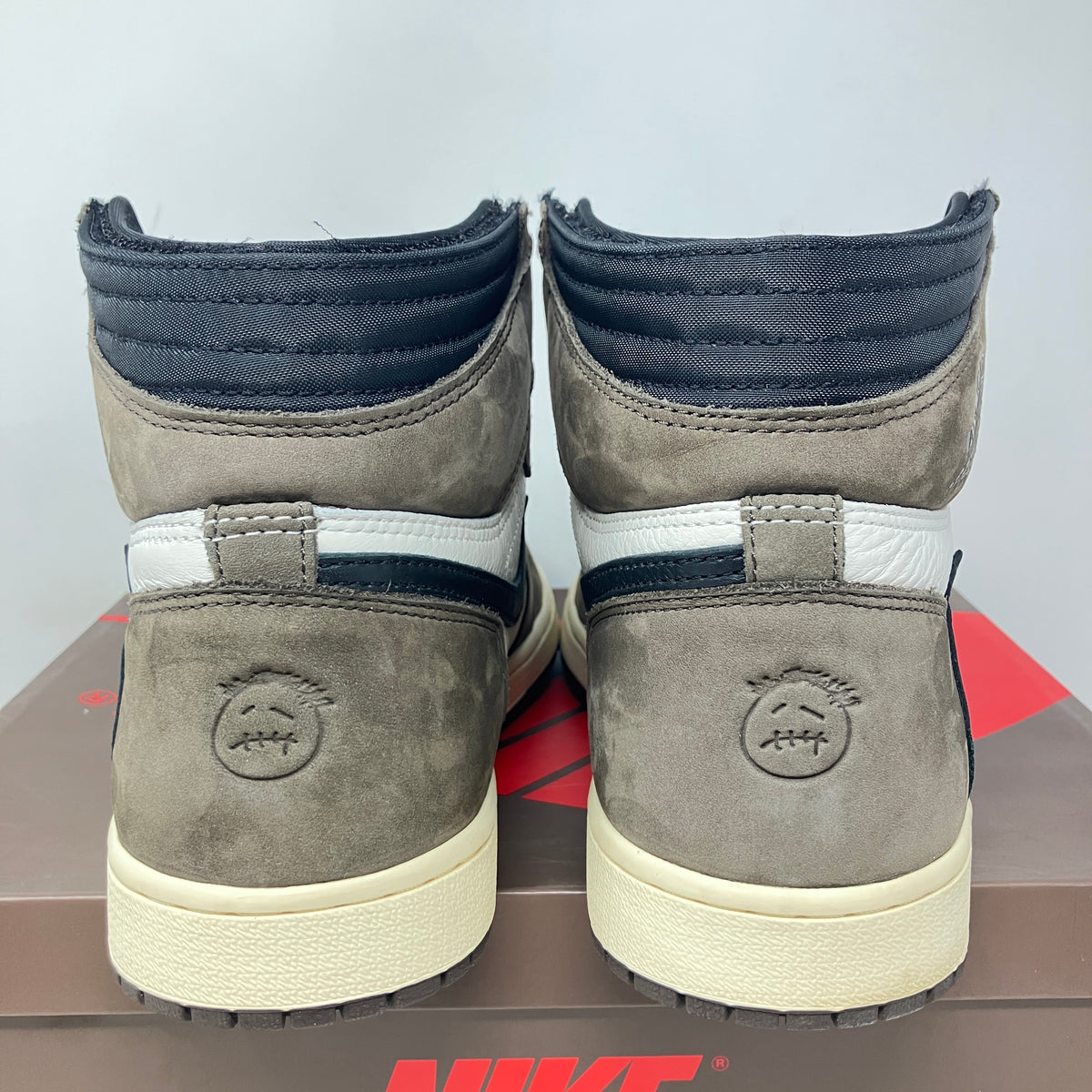 Jordan 1 Retro High OG SP Travis Scott Mocha