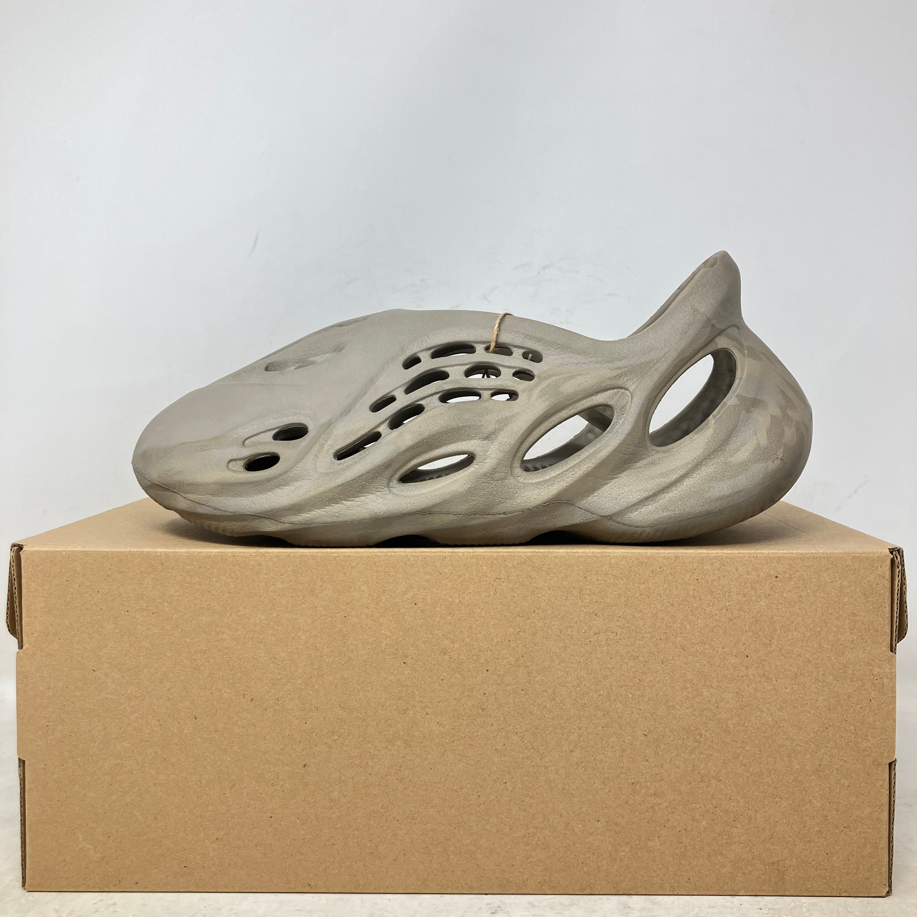 adidas Yeezy Foam RNNR Stone Sage