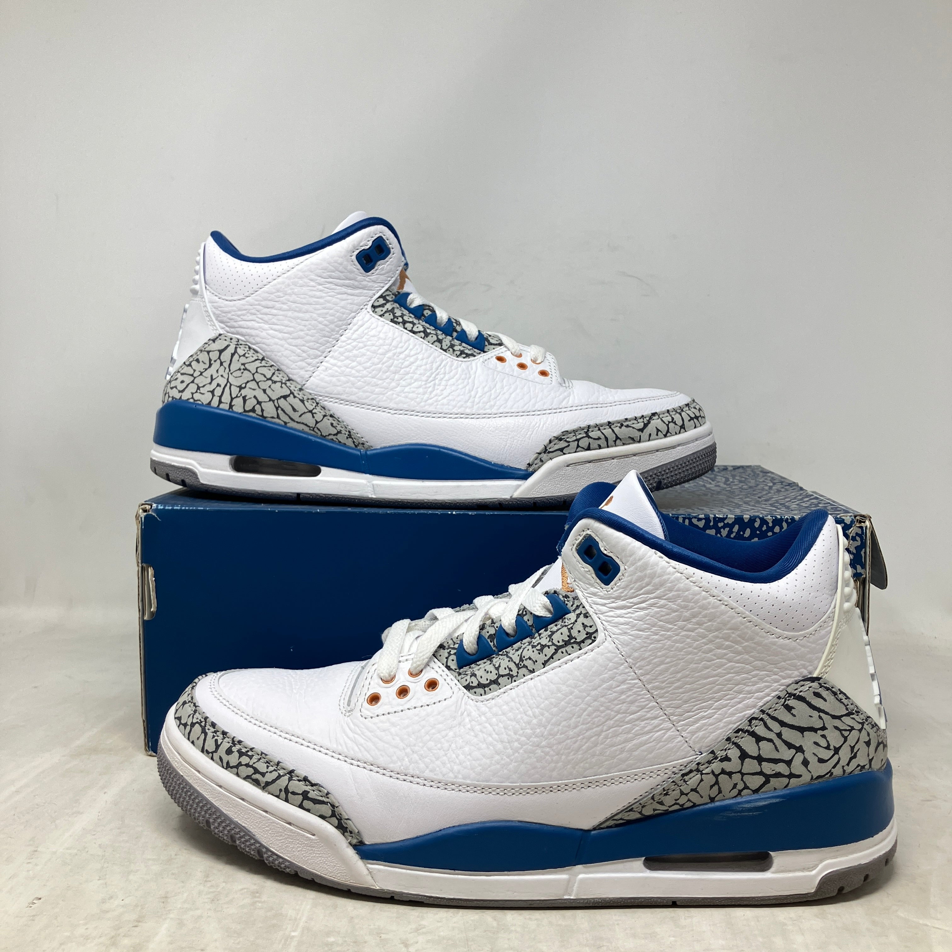 Jordan 3 Retro Wizards
