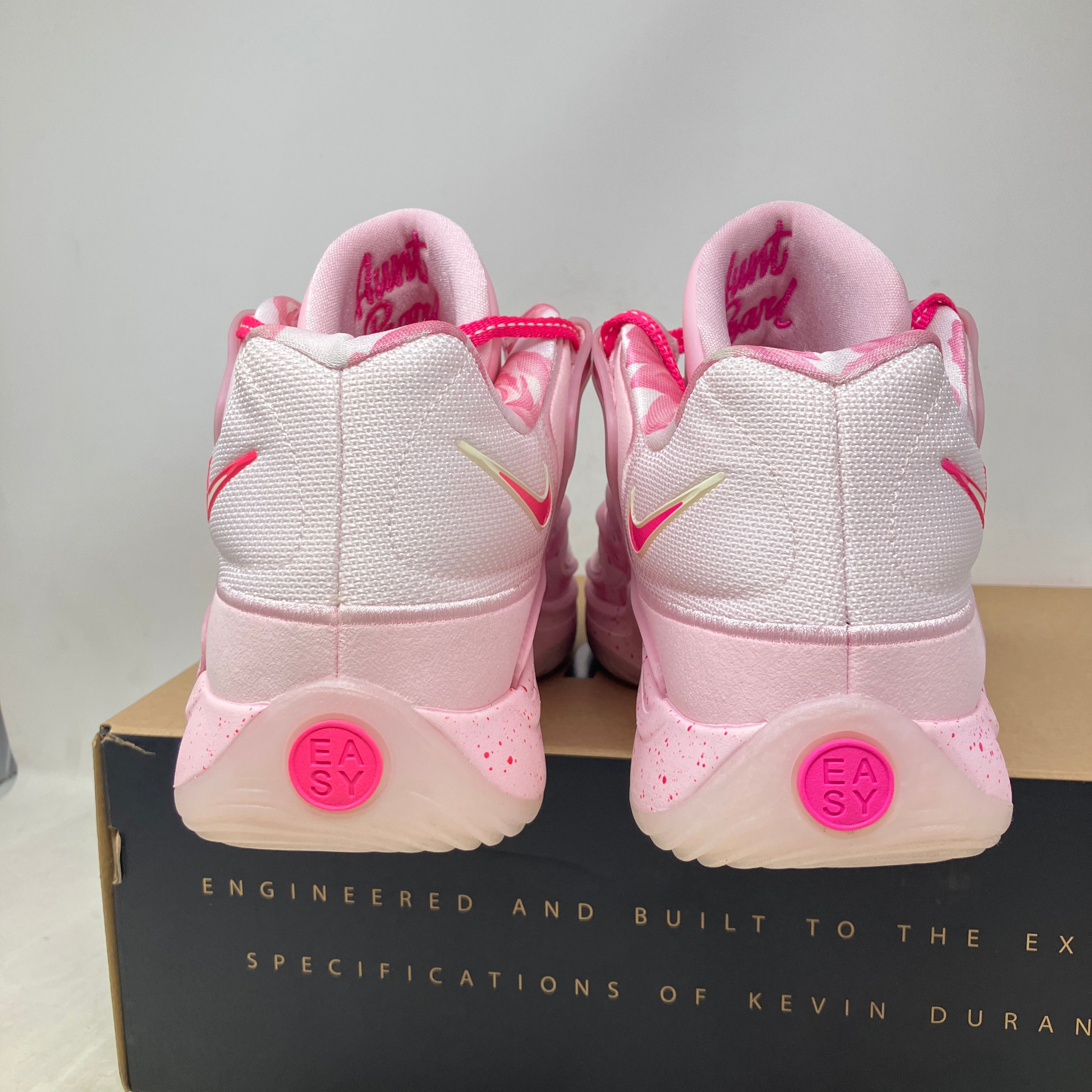 Nike KD 18 Aunt Pearl