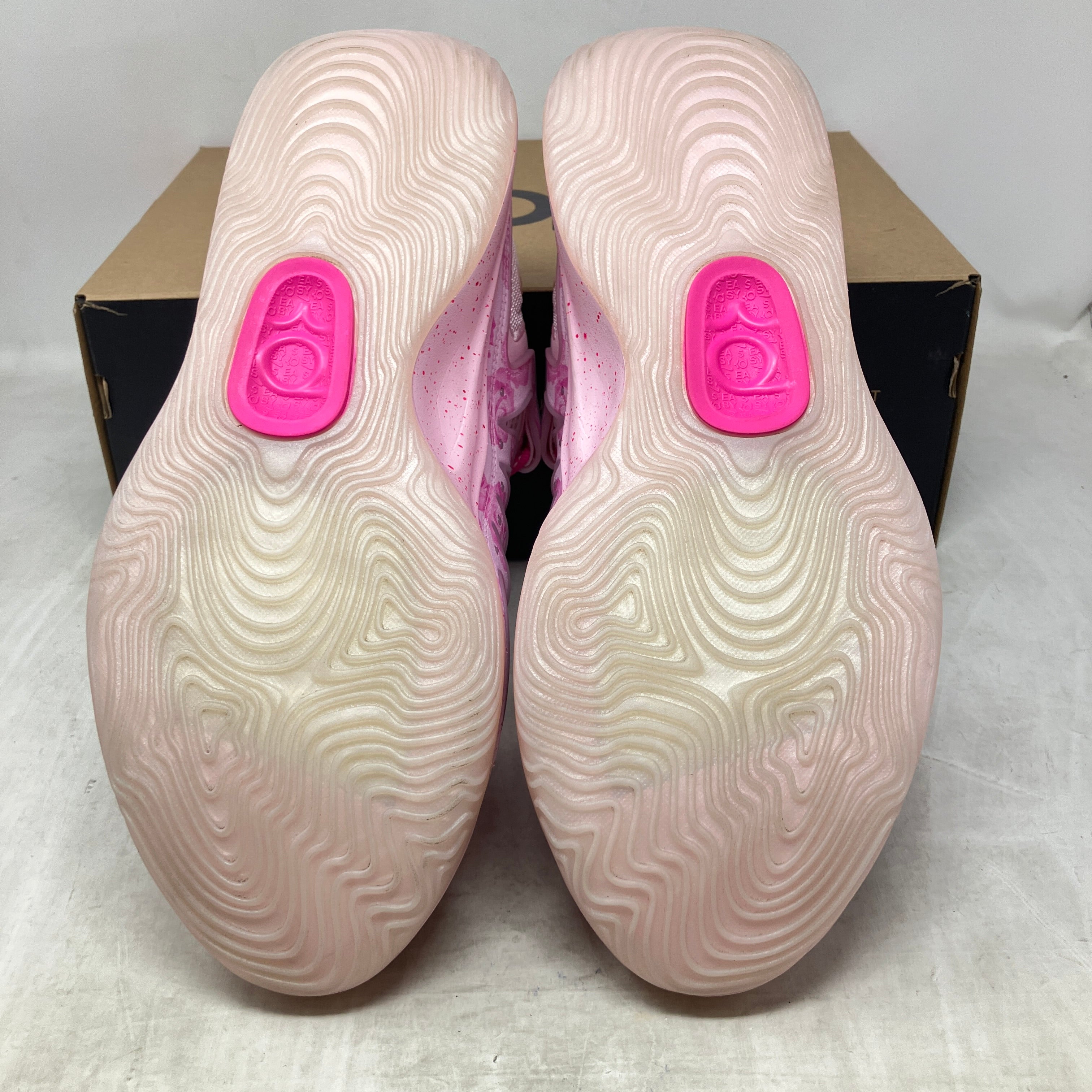 Nike KD 18 Aunt Pearl