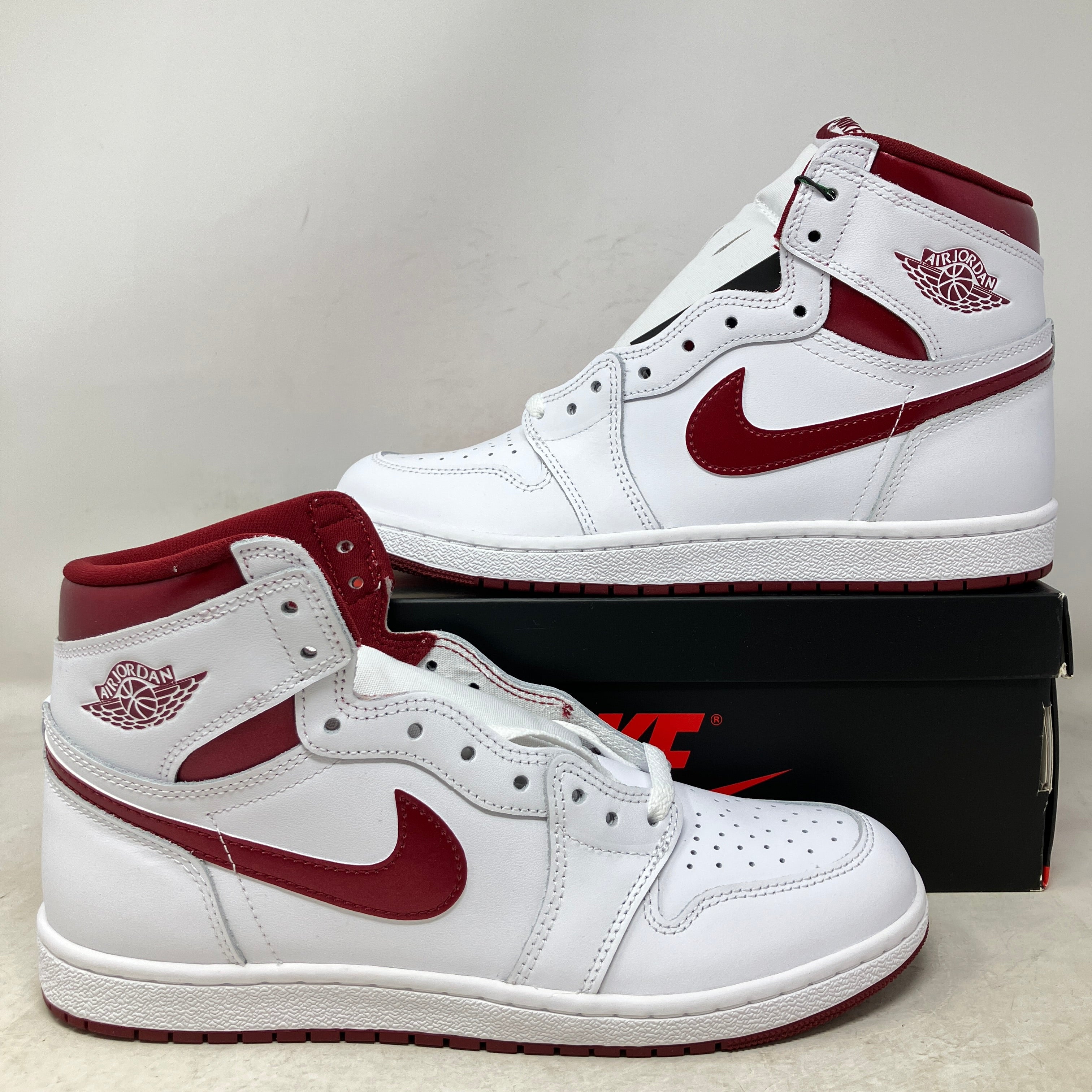 Jordan 1 Retro High '85 OG Metallic Burgundy