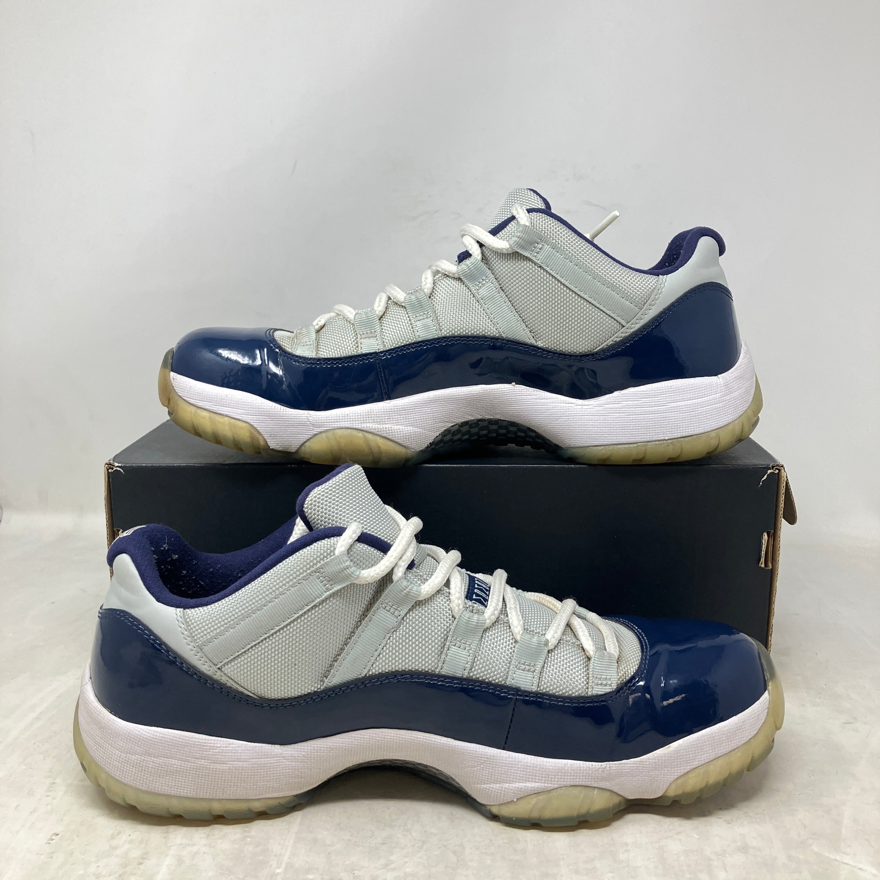Jordan 11 Retro Low Georgetown