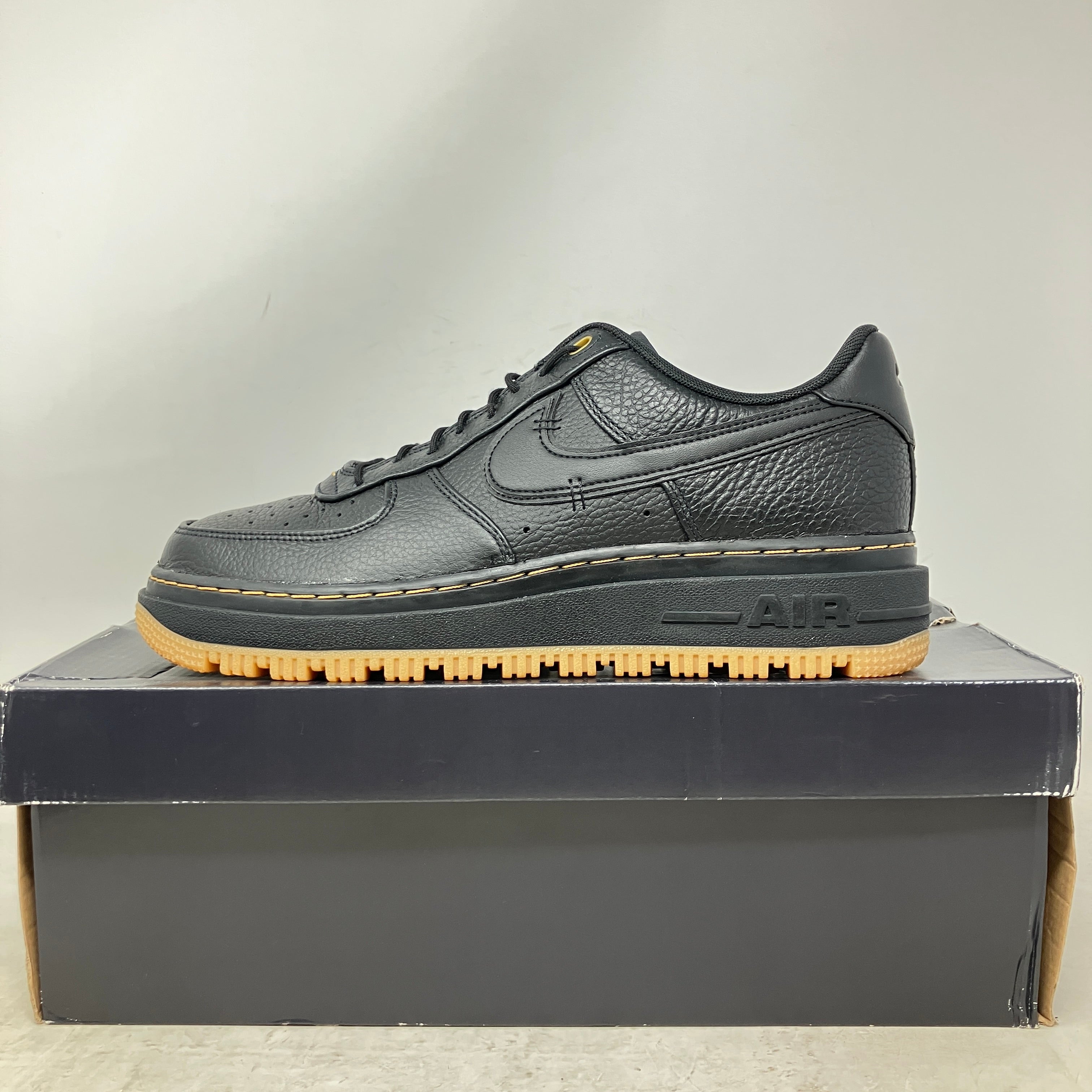 Nike Air Force 1 Low Luxe Black Gum