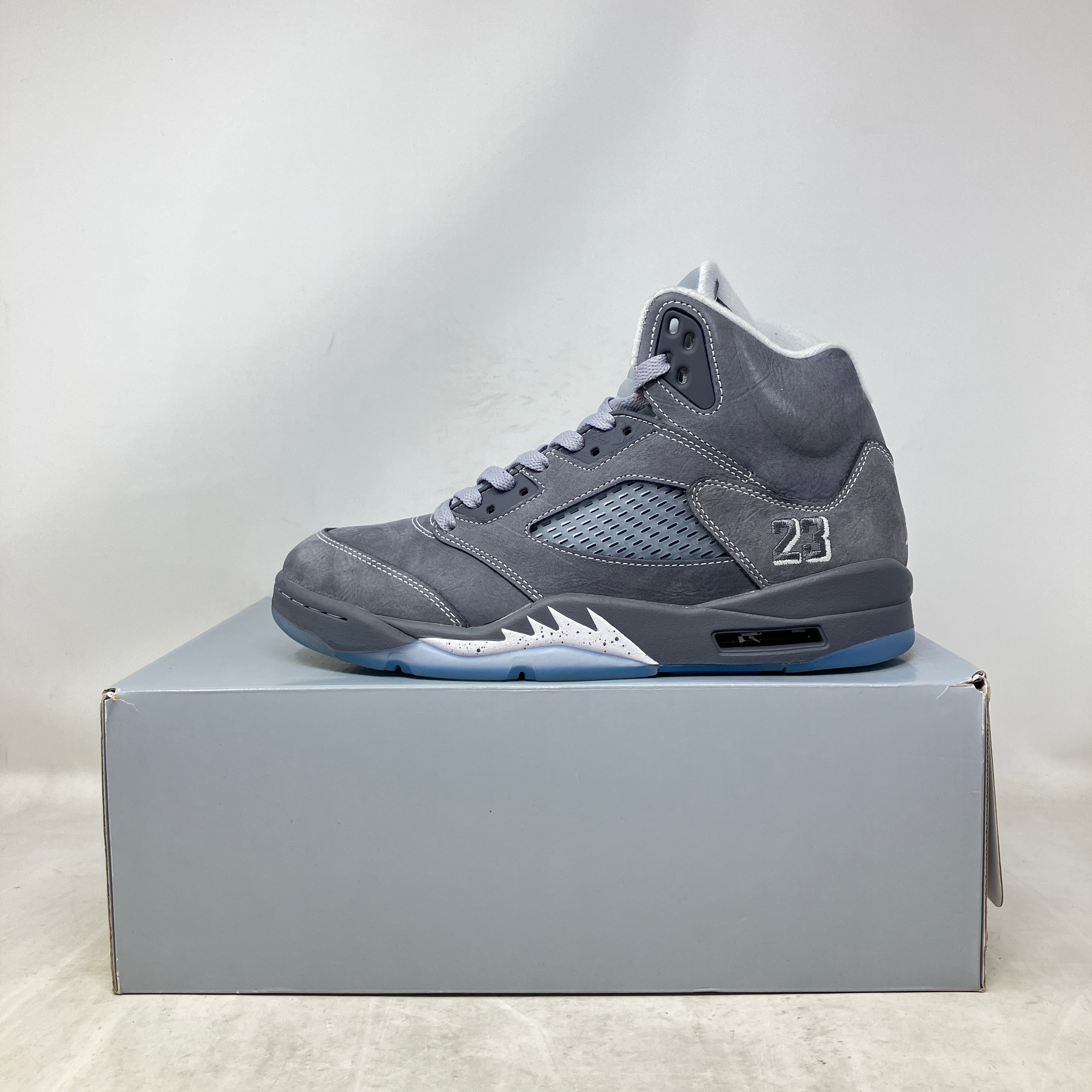 Jordan 5 Retro Wolf Grey (2026)