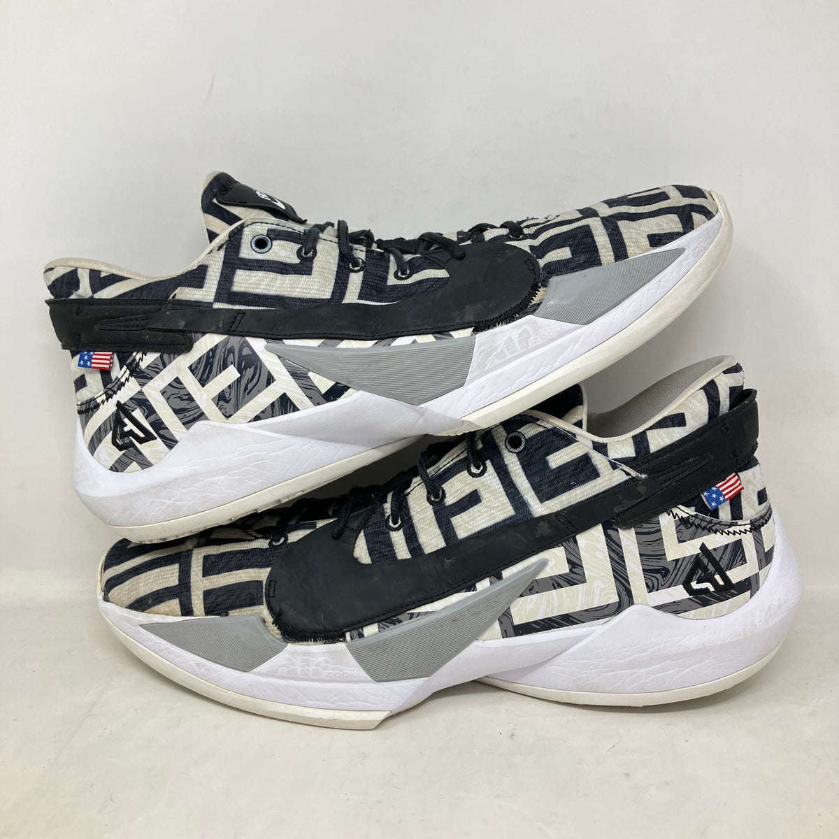 Nike By You Zoom Freak 2 Black White