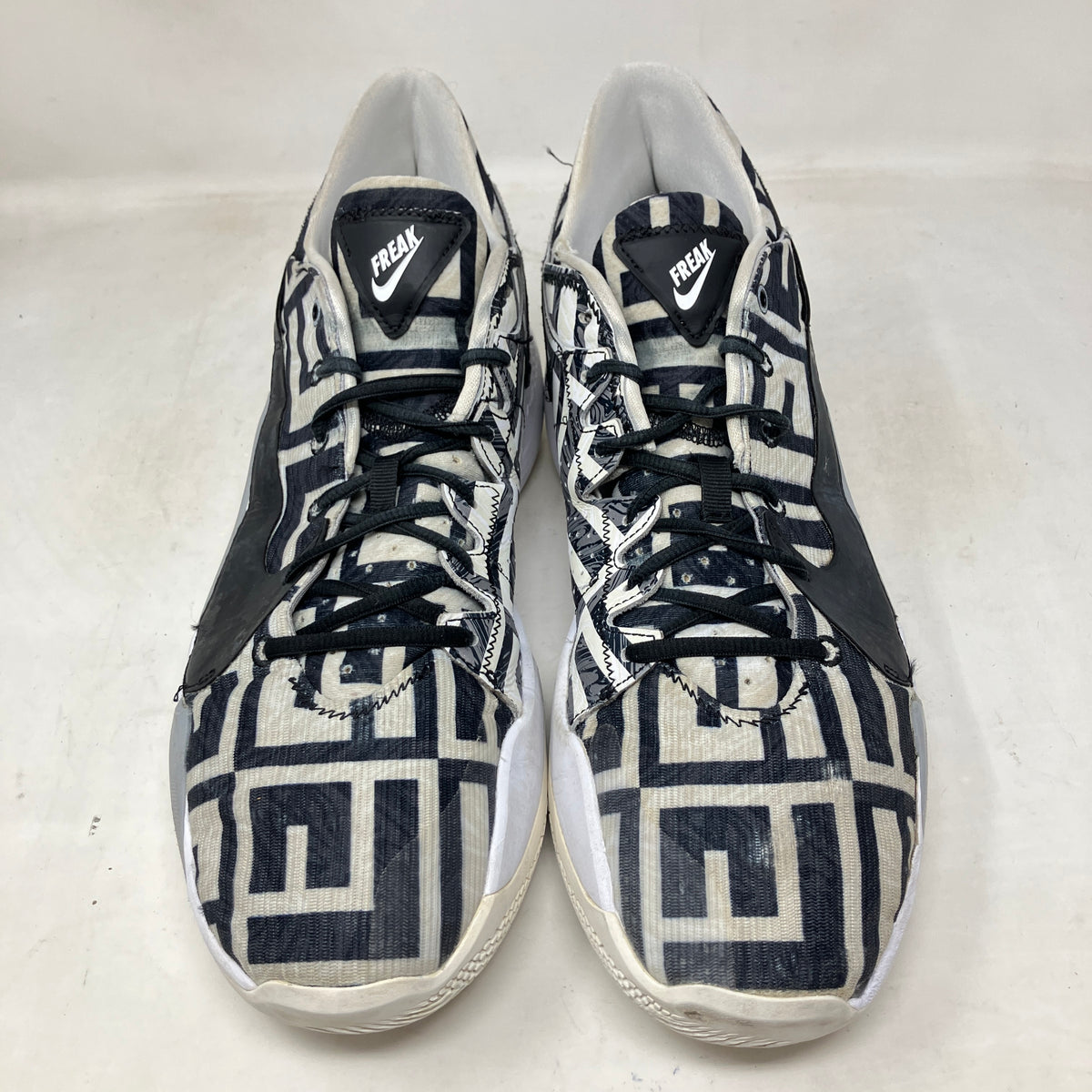 Nike By You Zoom Freak 2 Black White