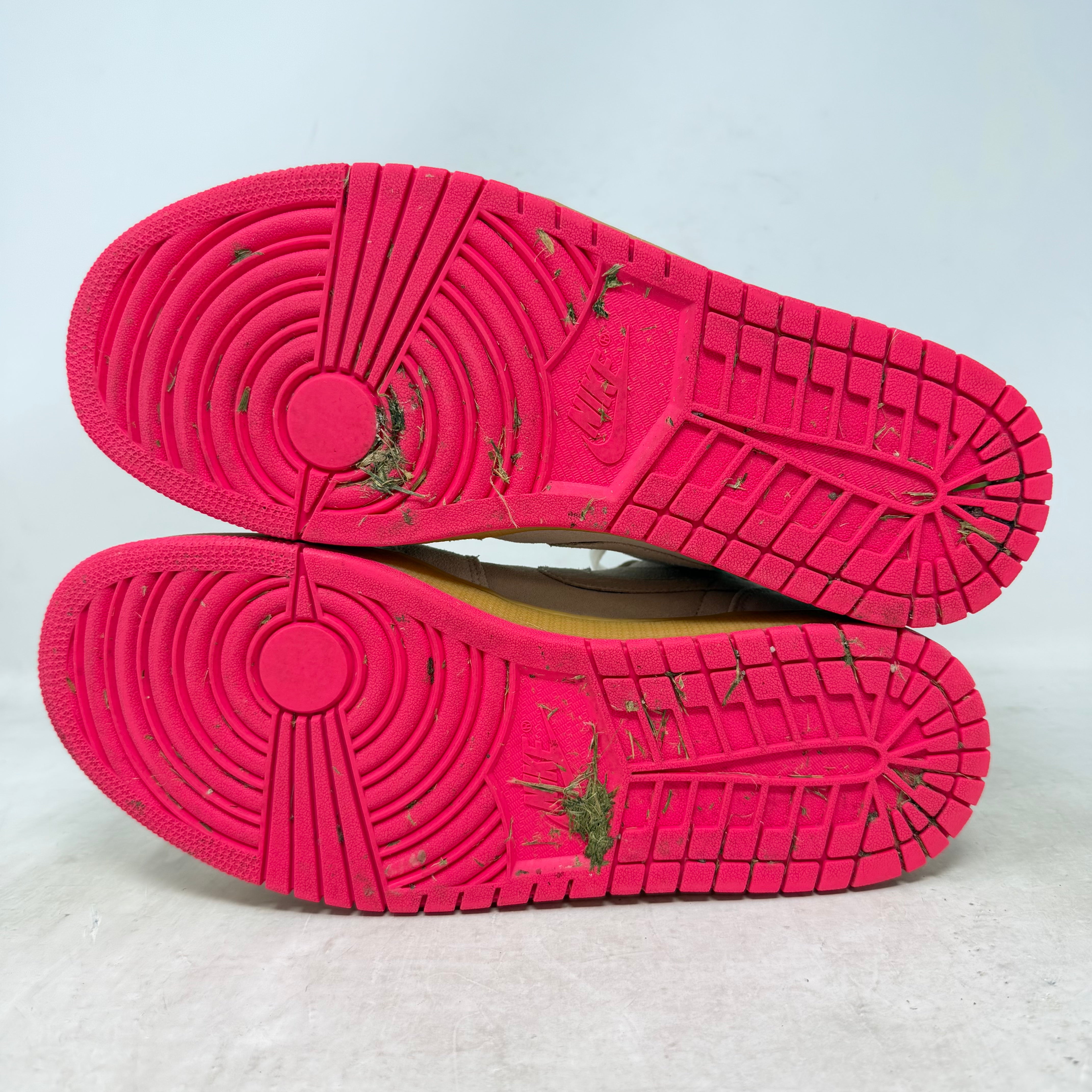 Jordan 1 Low White Gum Hyper Pink