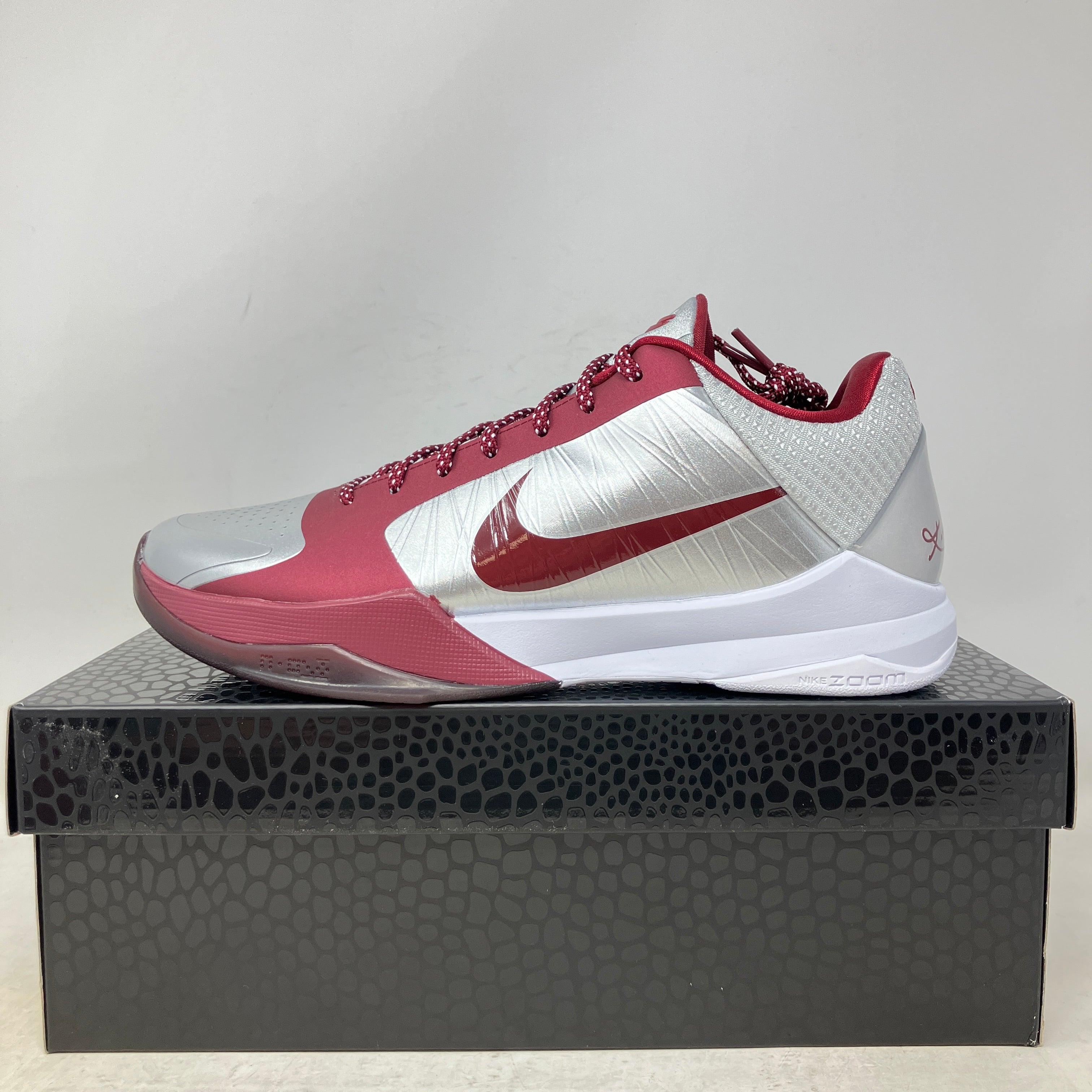 Nike Kobe 5 Protro Lower Merion Aces Away (2026)