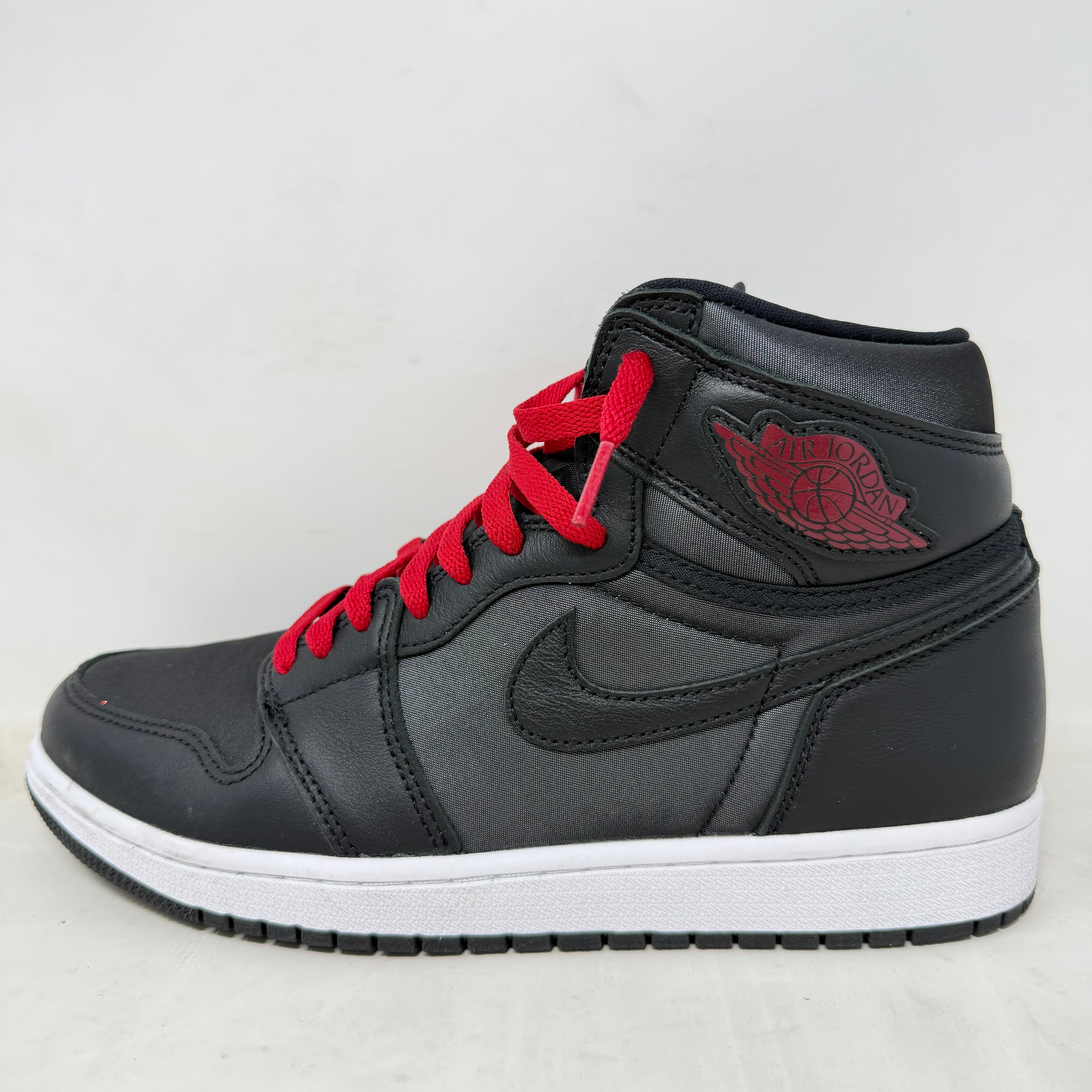 Jordan 1 Retro High Black Satin Gym Red