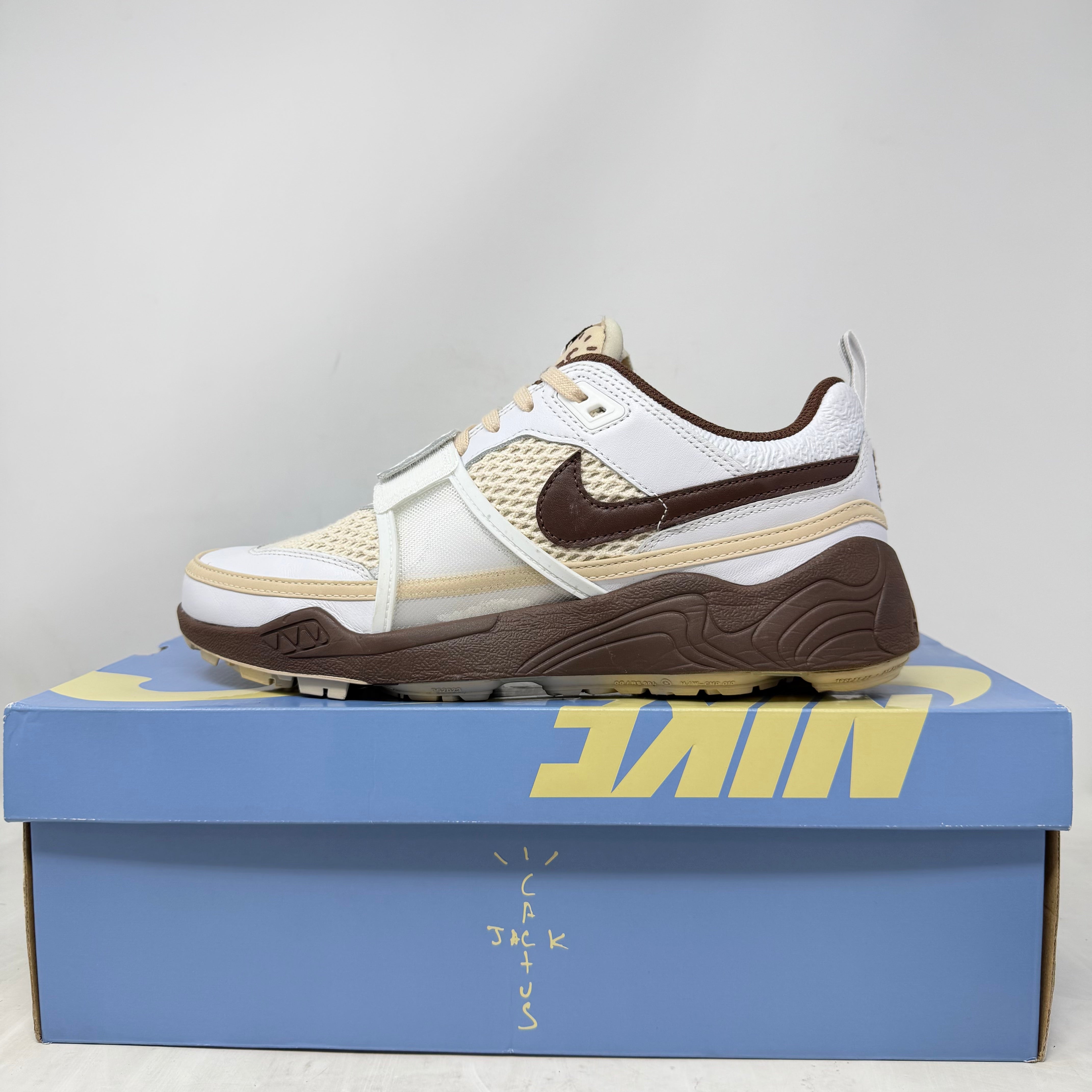 ダッフィー adidas ZX 8000 JC & MT JQ6739 | Kicks Finder