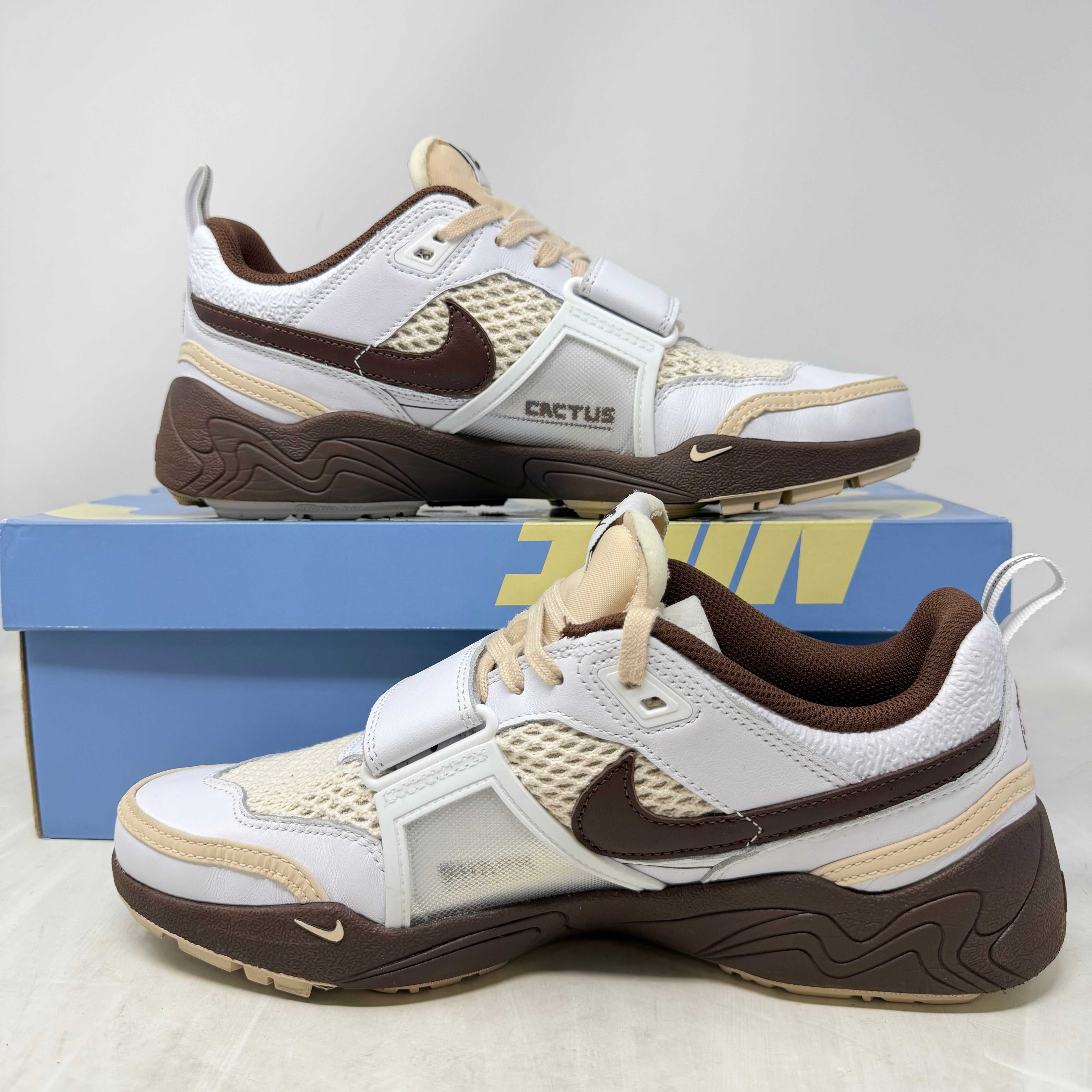 Nike Zoom Field Jaxx Travis Scott Light Chocolate